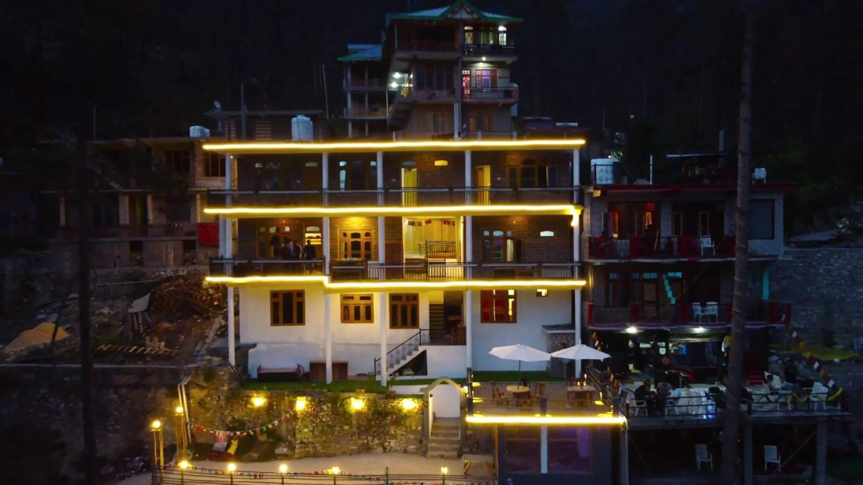 Property building in Wabi Sabi Riverside Hostel