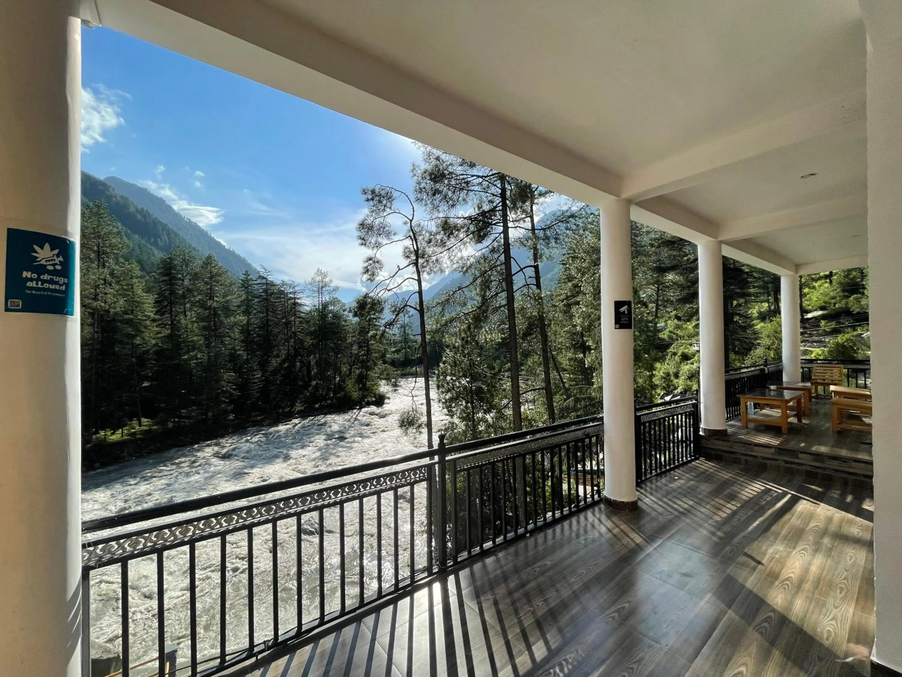 Wabi Sabi Riverside Hostel