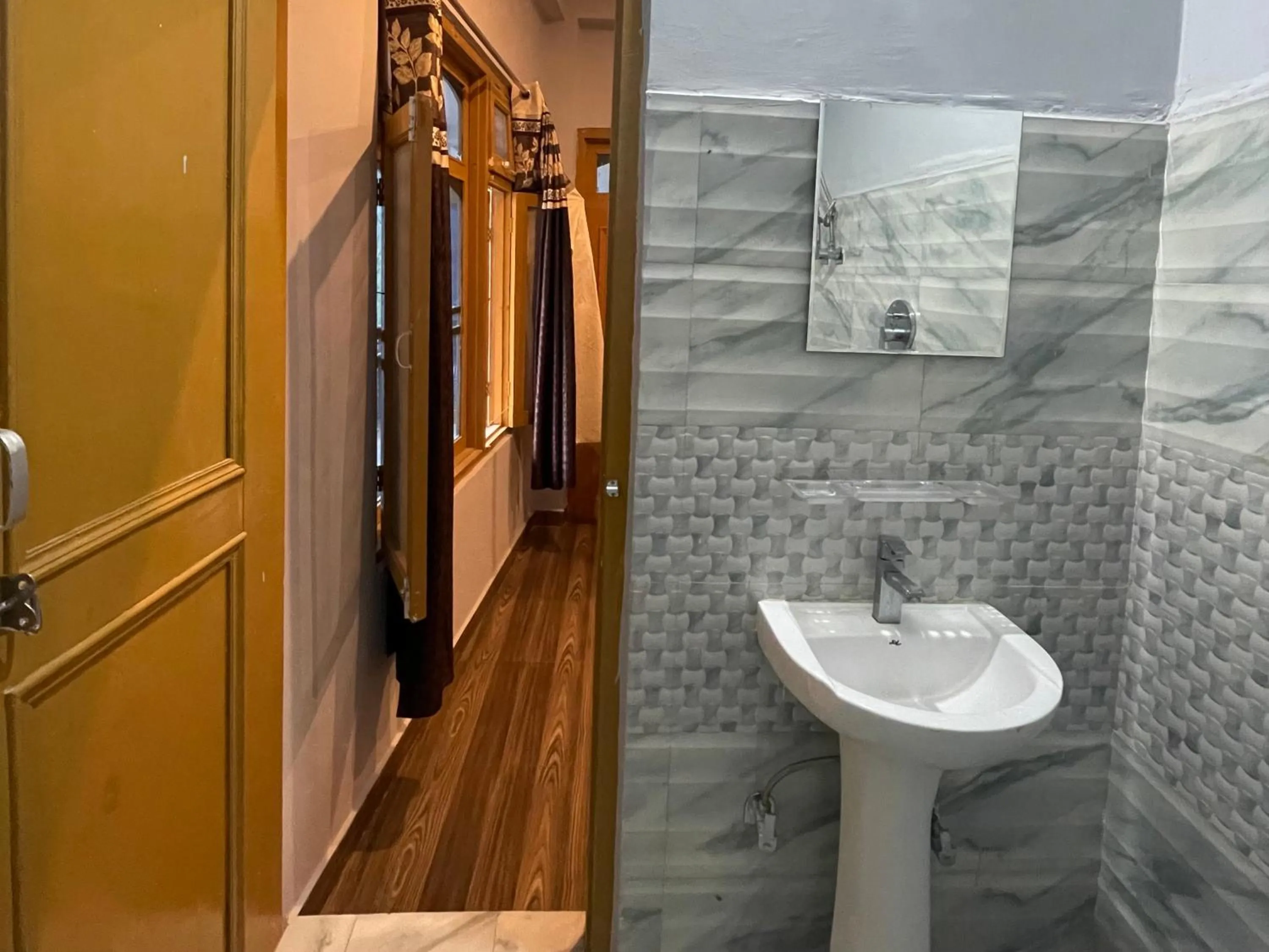 Wabi Sabi Riverside Hostel