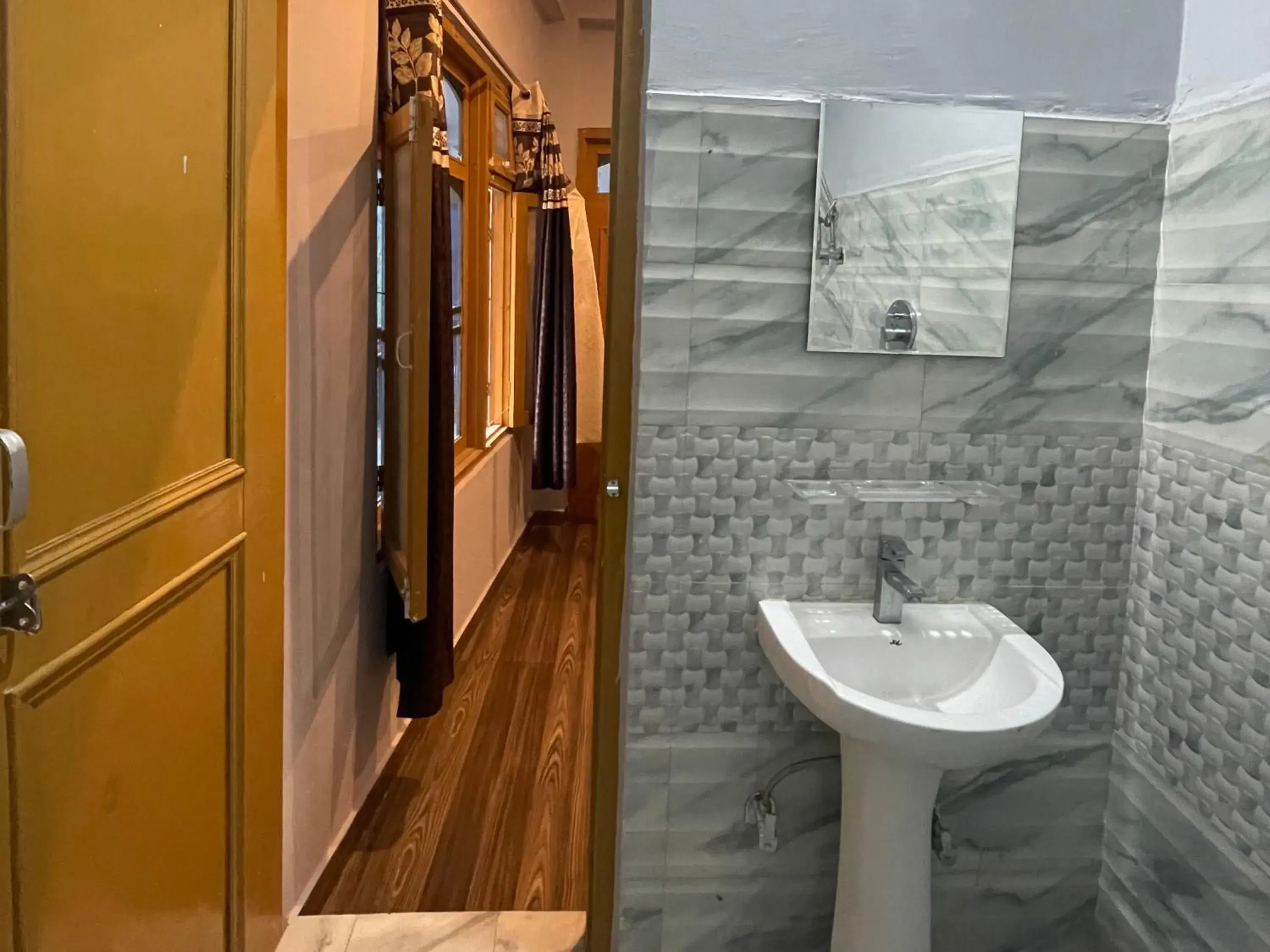 Bed in 6-Bed Female Dormitory Room in Wabi Sabi Riverside Hostel Bed in 6-Bed Female Dormitory Room in Wabi Sabi Riverside Hostel