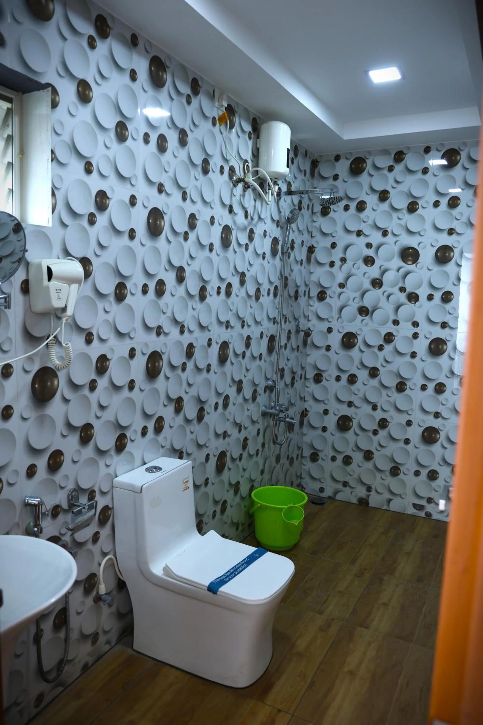 Bathroom in Delano Residency