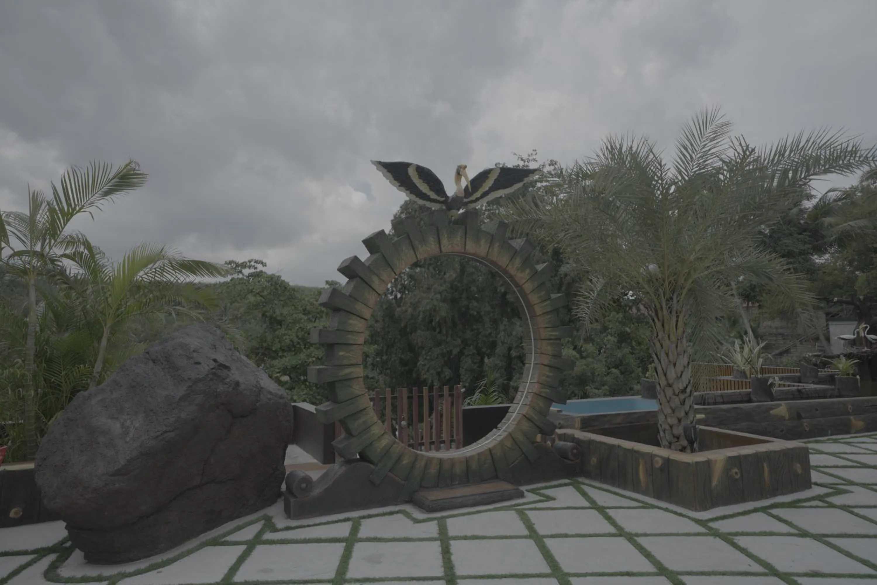 Garden view in Delano Residency