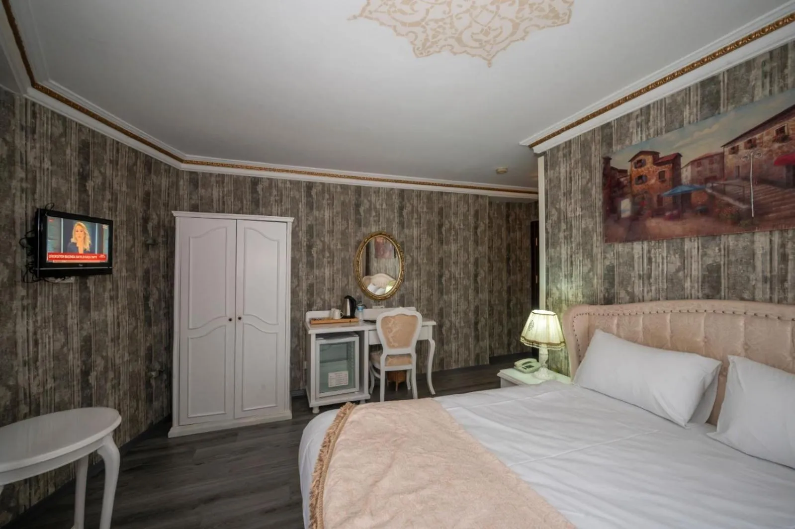 Bedroom, Bed in Fuat Bey Palace Hotel & Spa