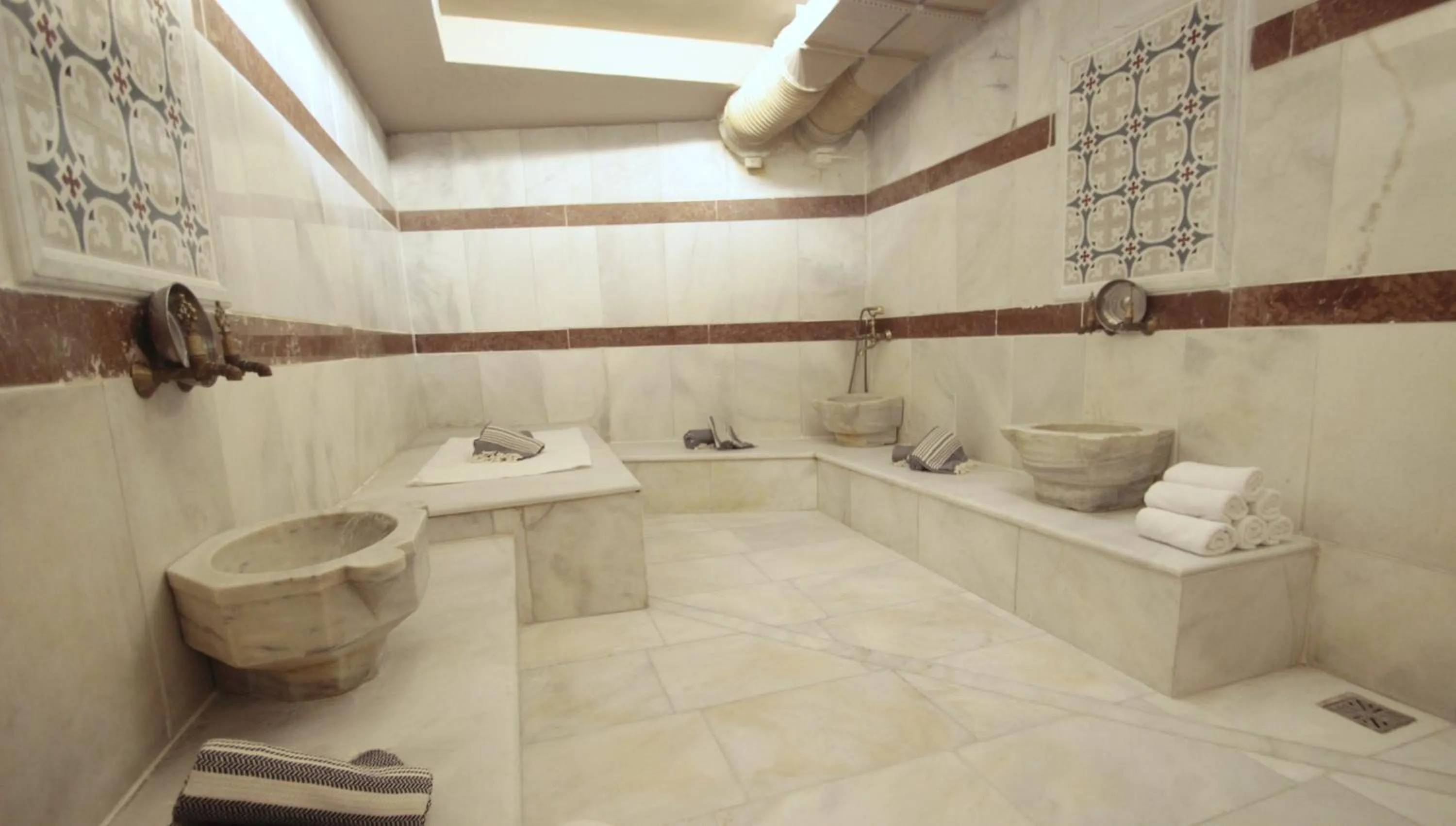 Steam room in Fuat Bey Palace Hotel & Spa