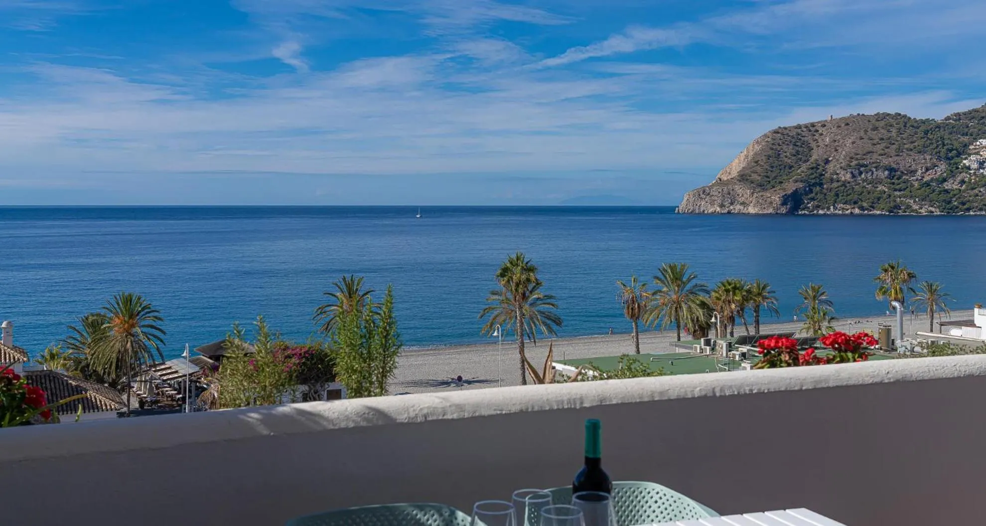Real View Beach Front