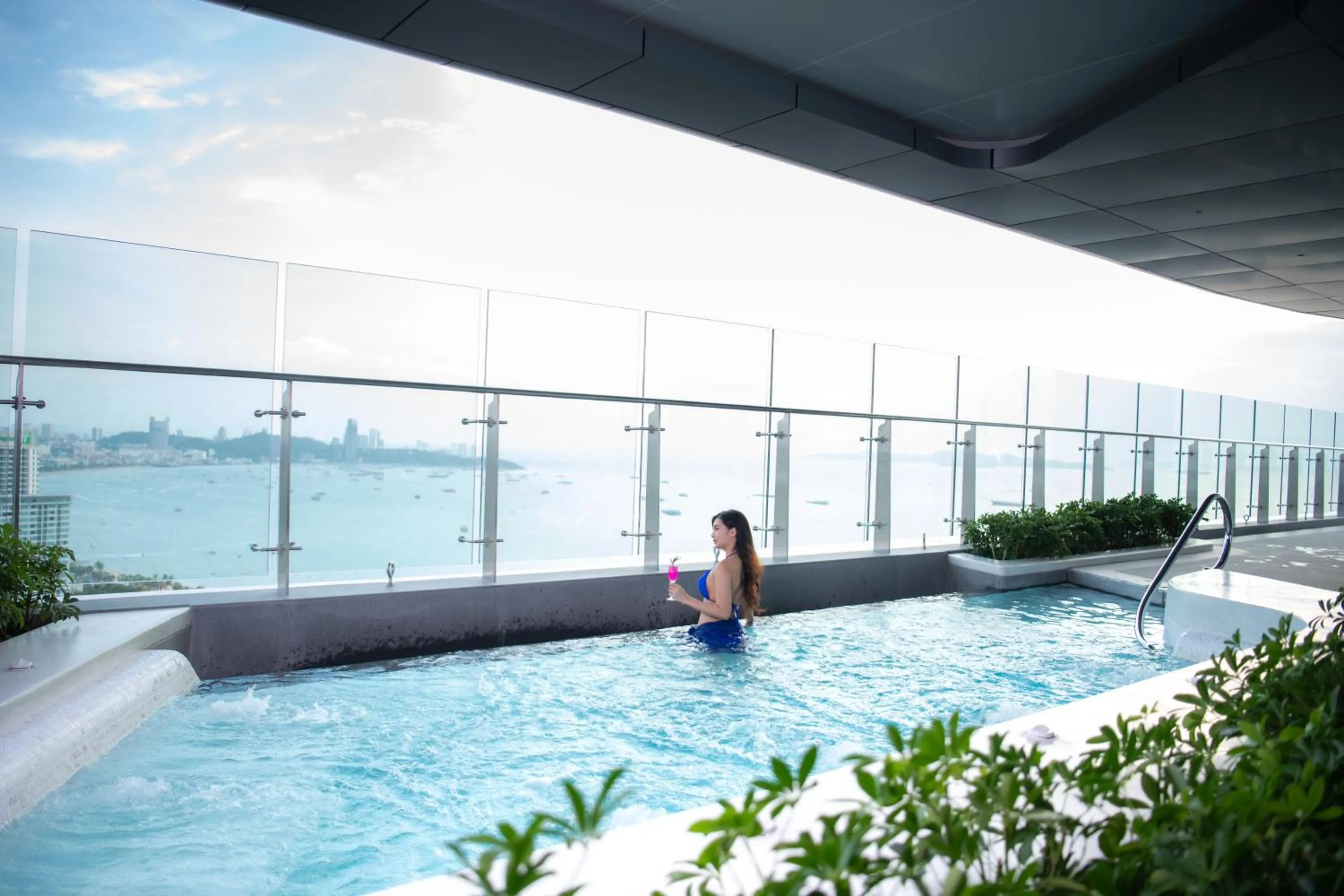 Sea view in Grande Centre Point Space Pattaya