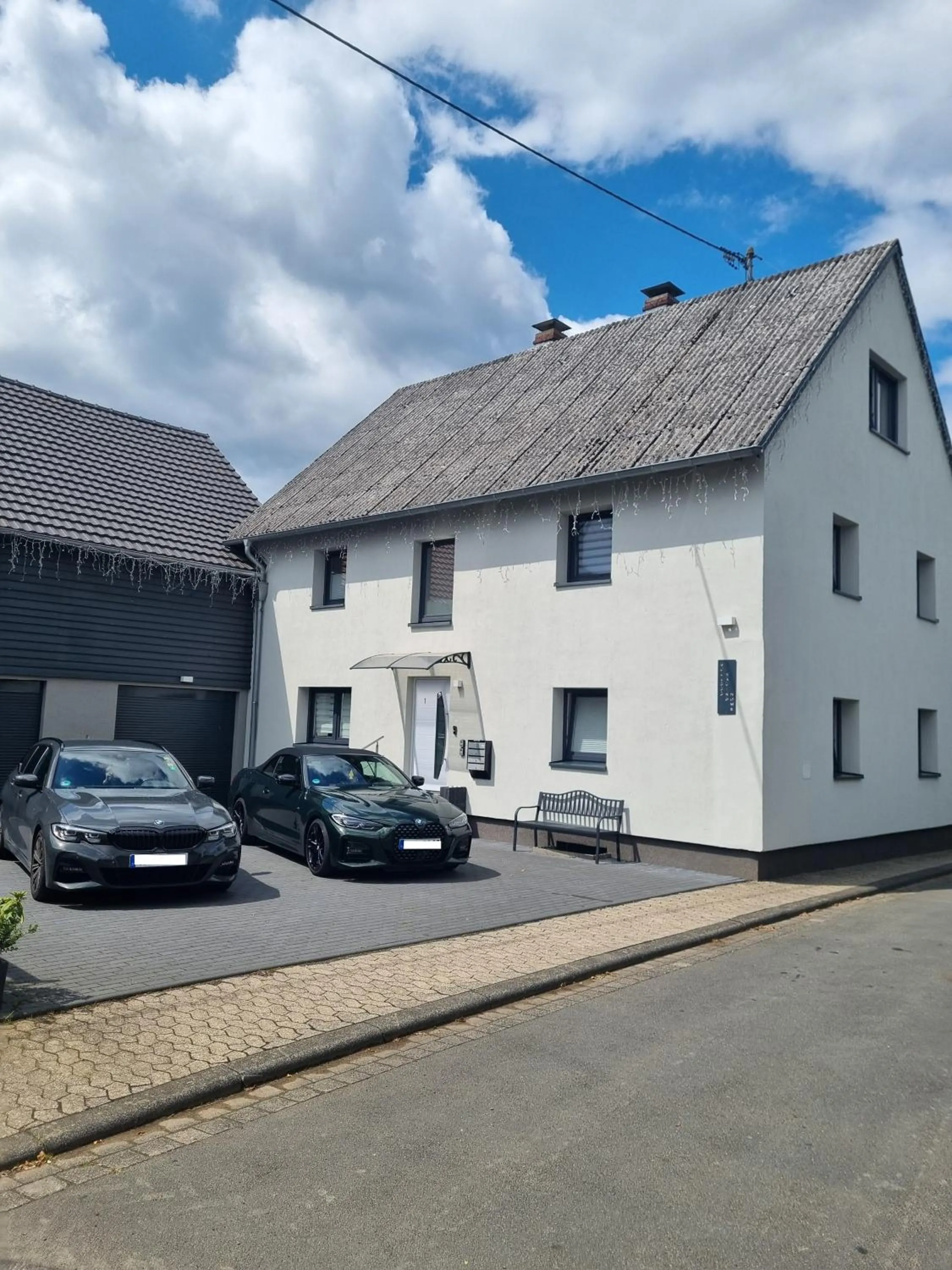 Property building in CJS Apartments - Chill or Drive am Nürburgring, Free Parking, WLan, Spacious Rooms, Quiet Location