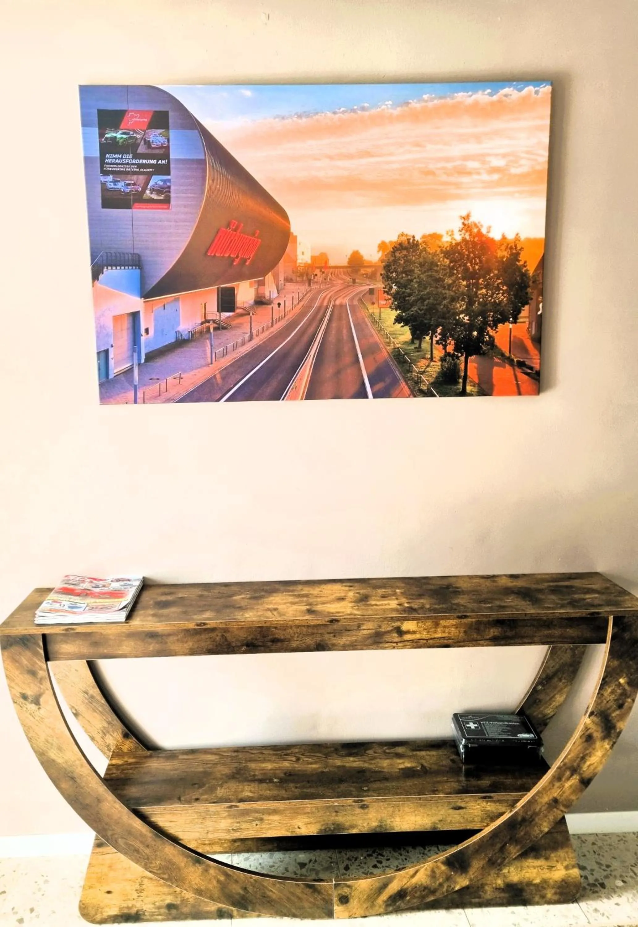 Decorative detail in CJS Apartments - Chill or Drive am Nürburgring, new Box Spring Beds, new furniture, WLan, Spacious Rooms, Quiet Location