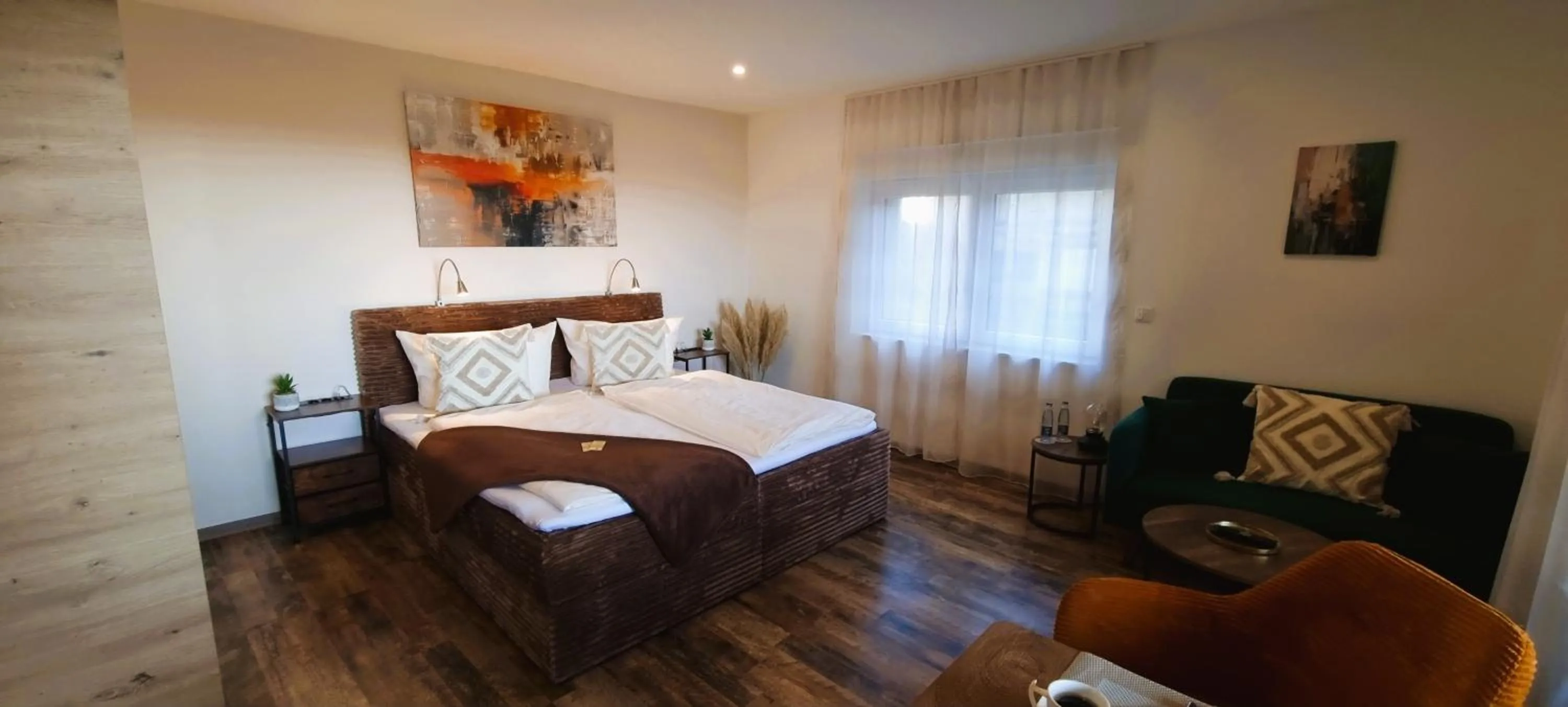 Bed in CJS Apartments - Chill or Drive am Nürburgring, new Box Spring Beds, new furniture, WLan, Spacious Rooms, Quiet Location