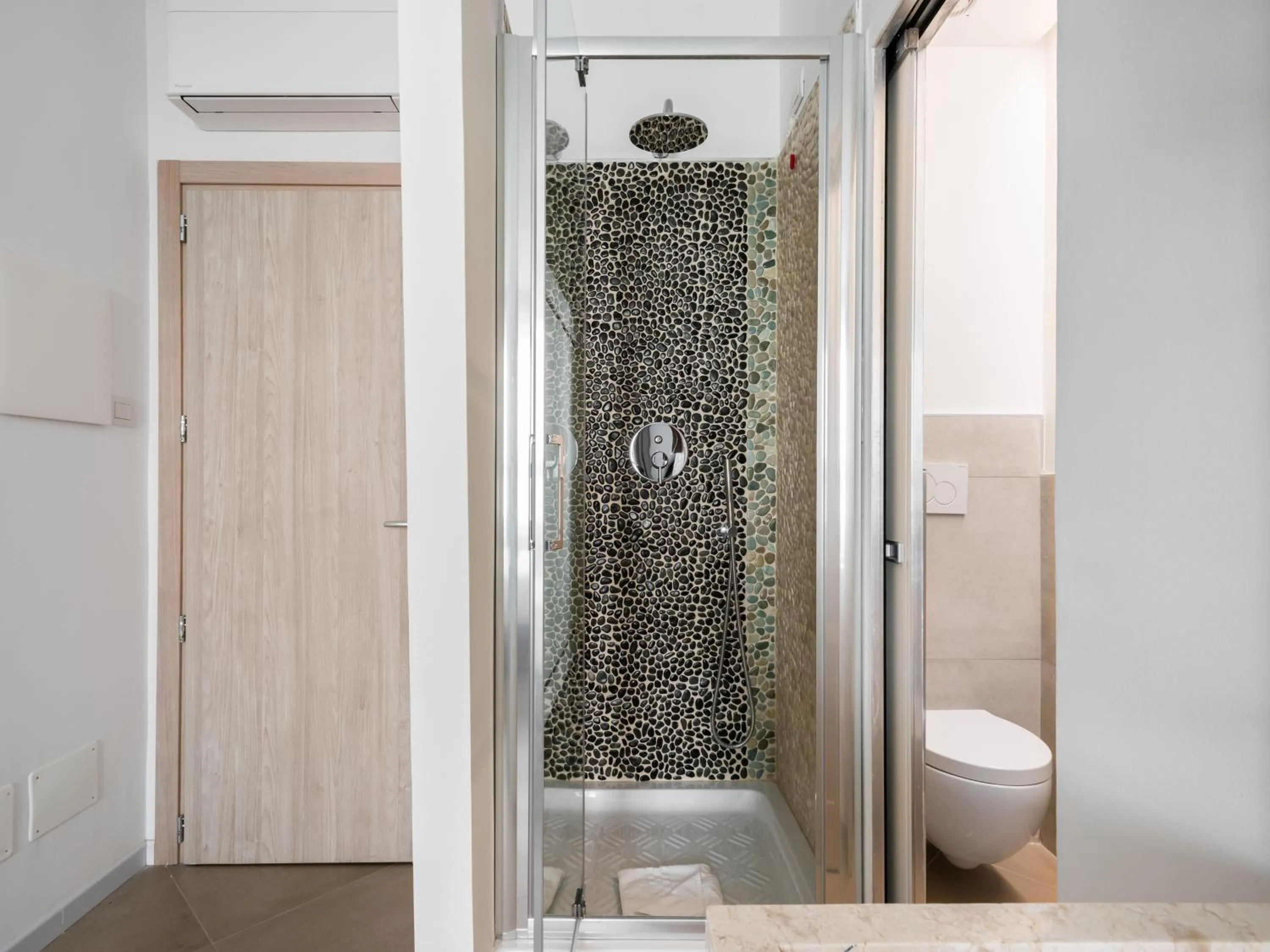 Bathroom in Numa Rome Tullo