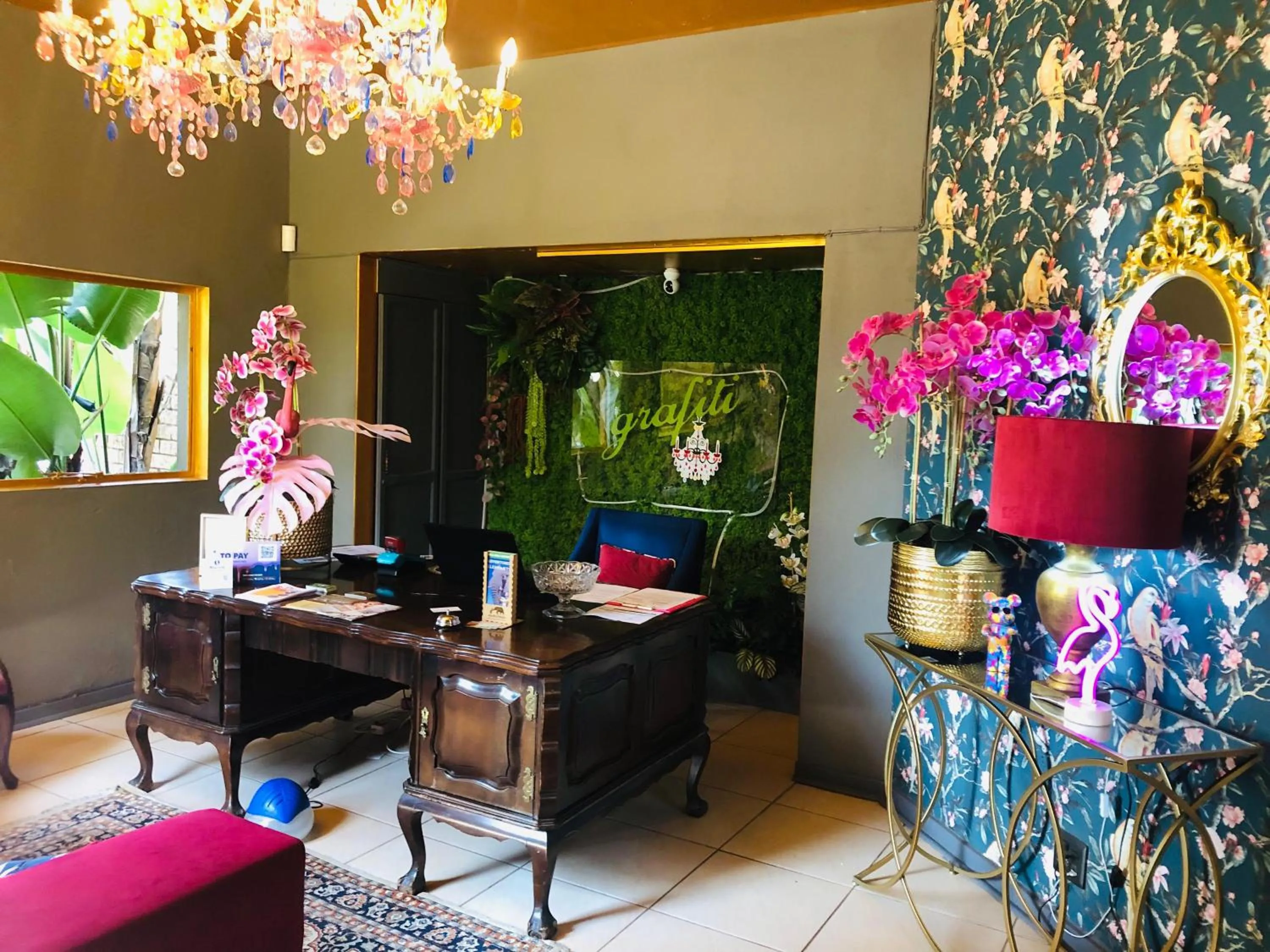 Lobby or reception in Grafiti Boutique Hotel