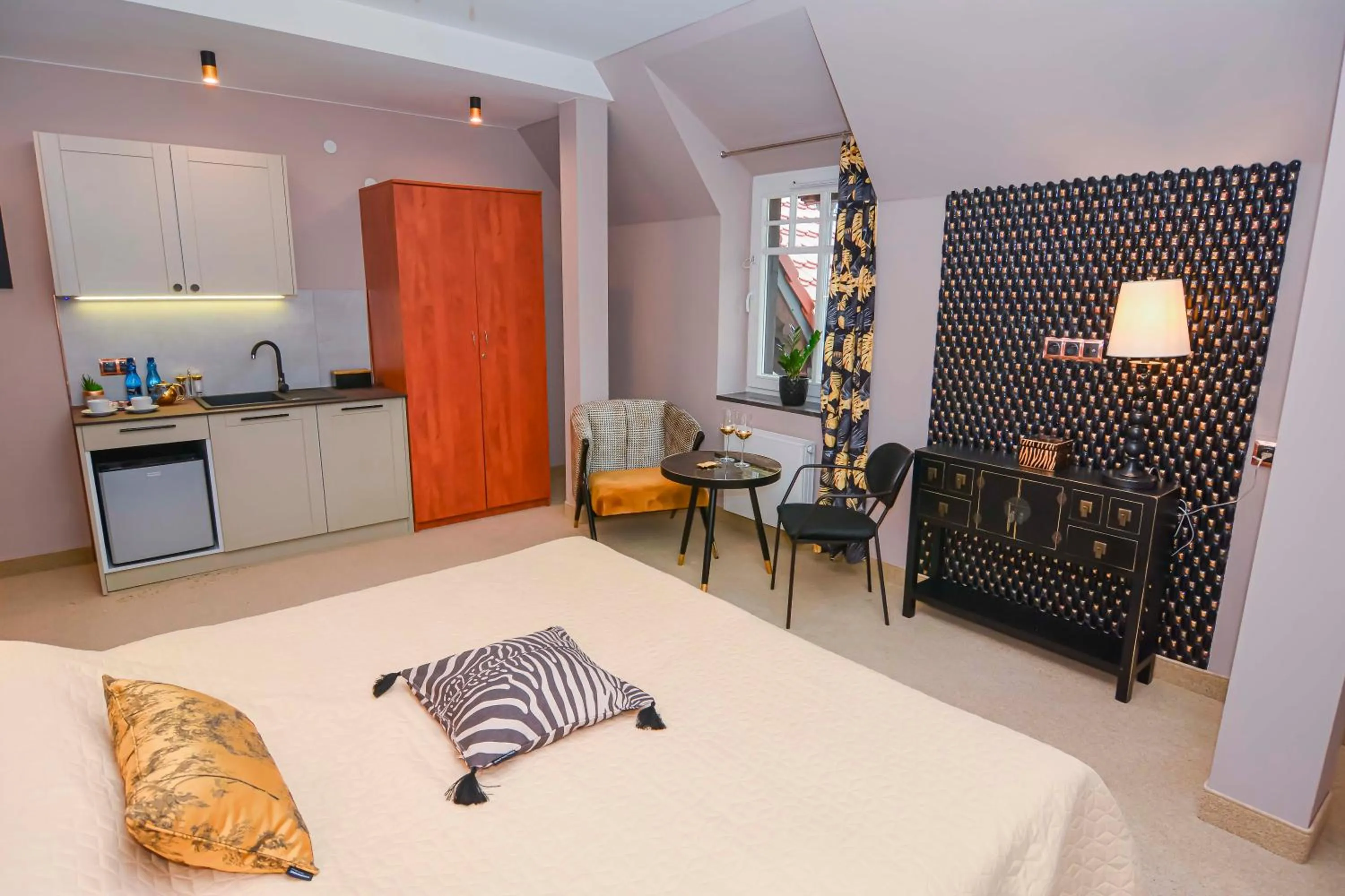 Bed in Willa Kashmir