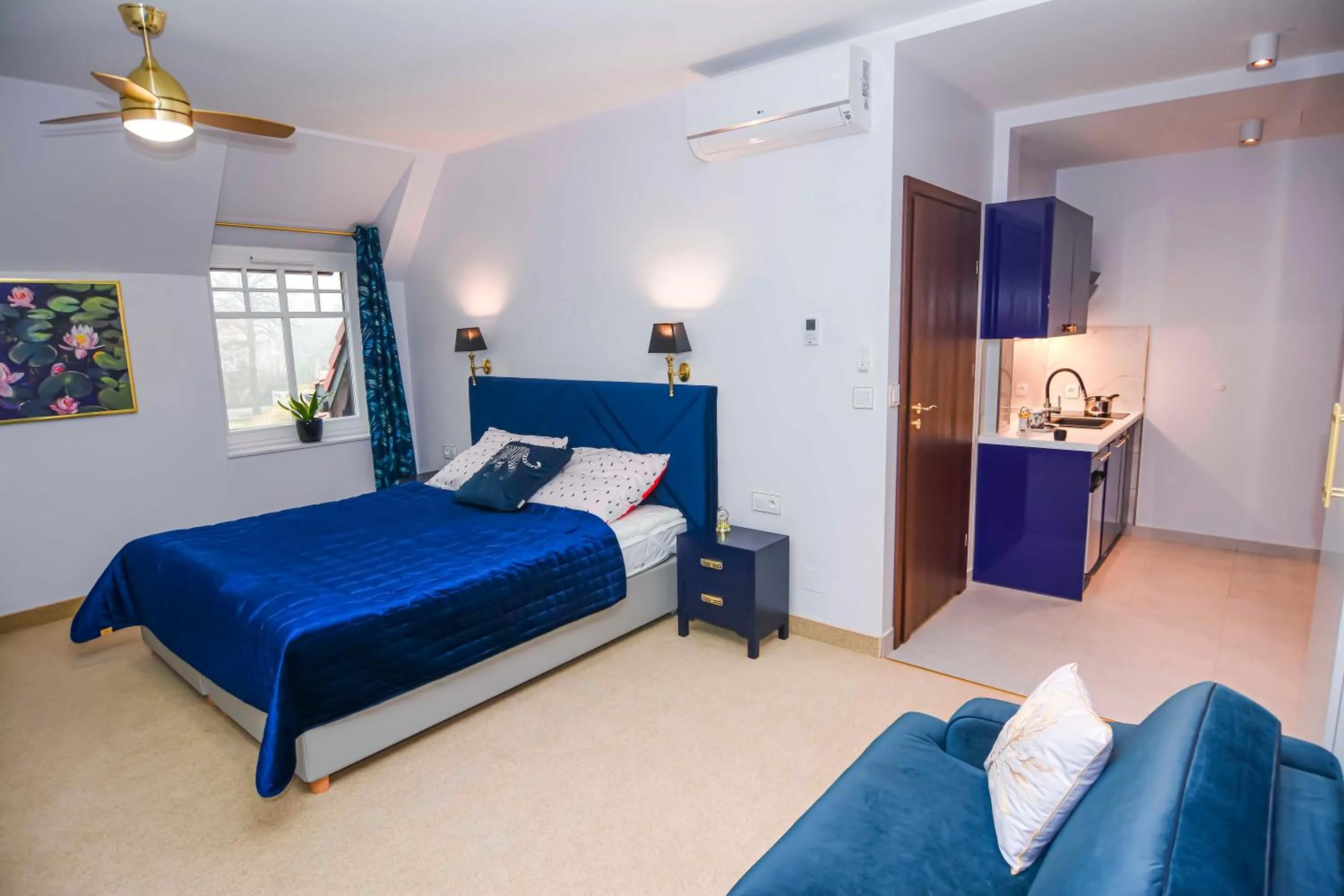 Bed in Willa Kashmir