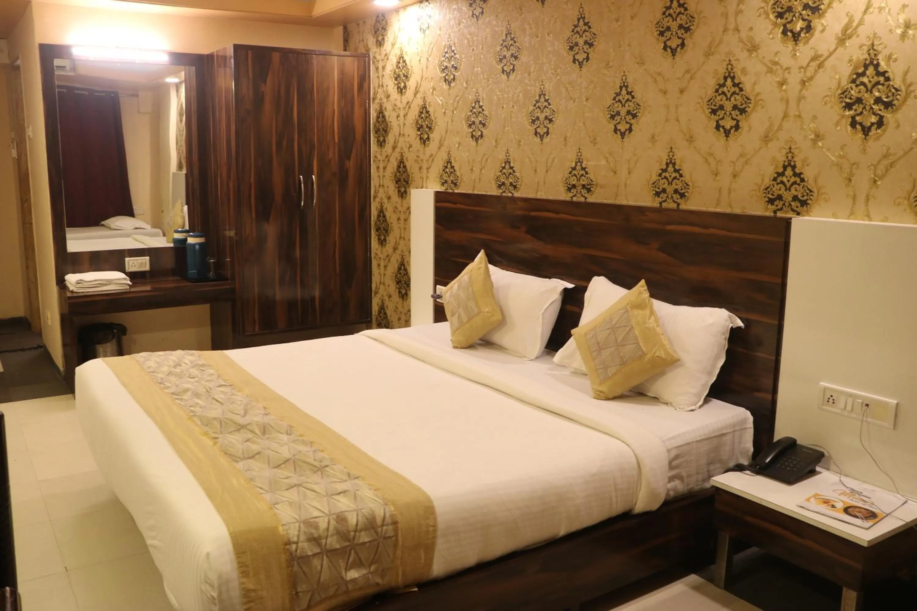 Photo of the whole room, Bed in Mountview Resort