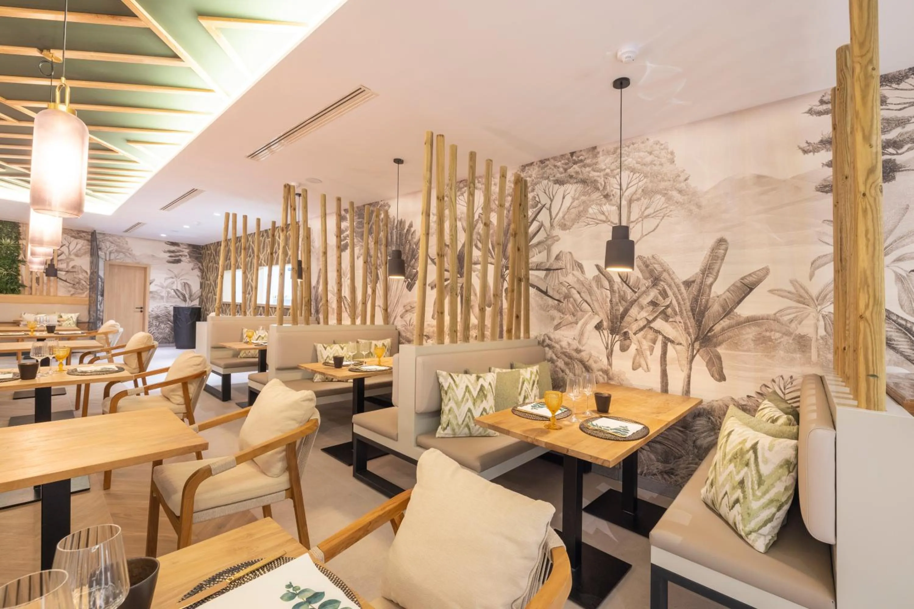 Restaurant/places to eat in MYND Yaiza