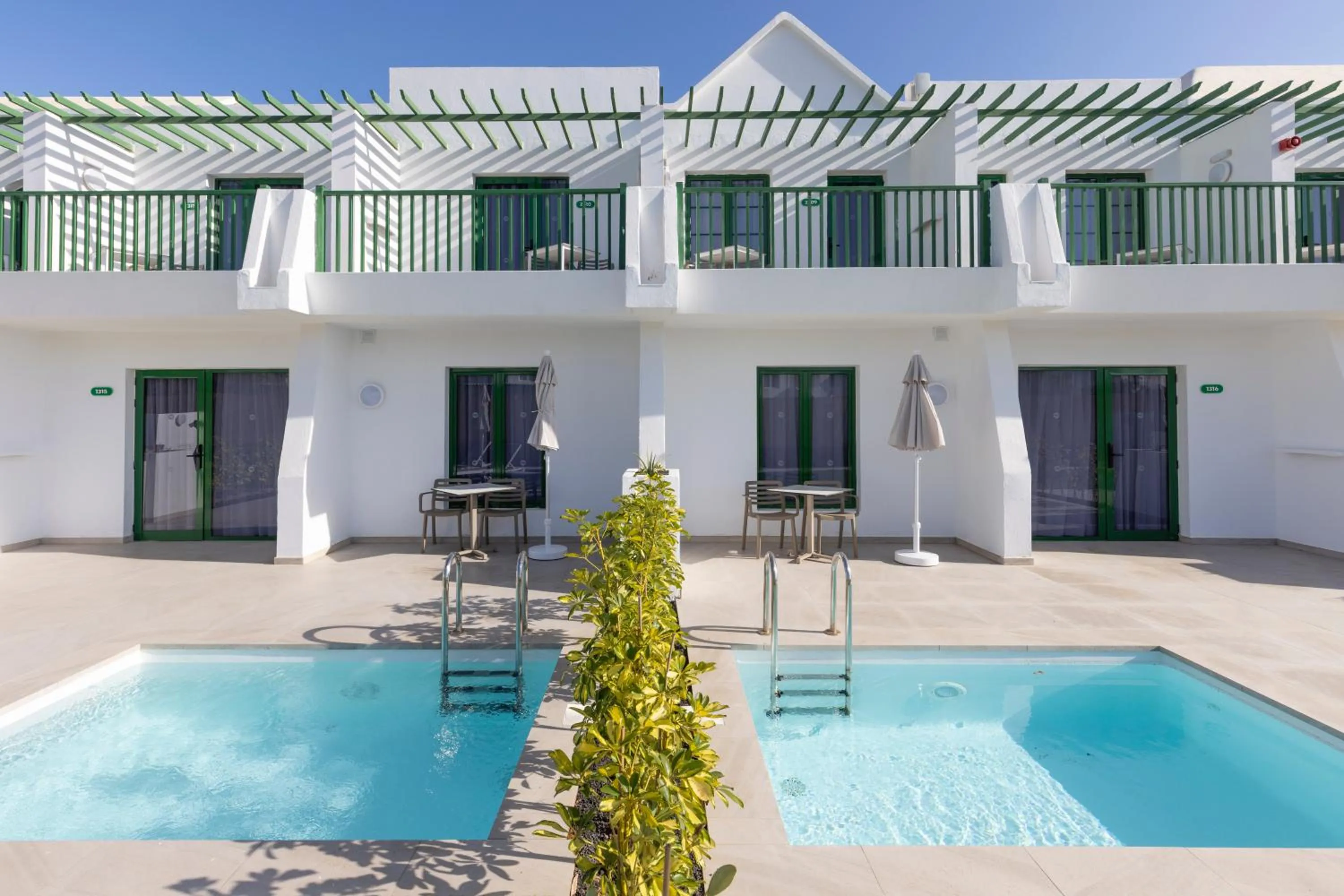 Balcony/Terrace in MYND Yaiza