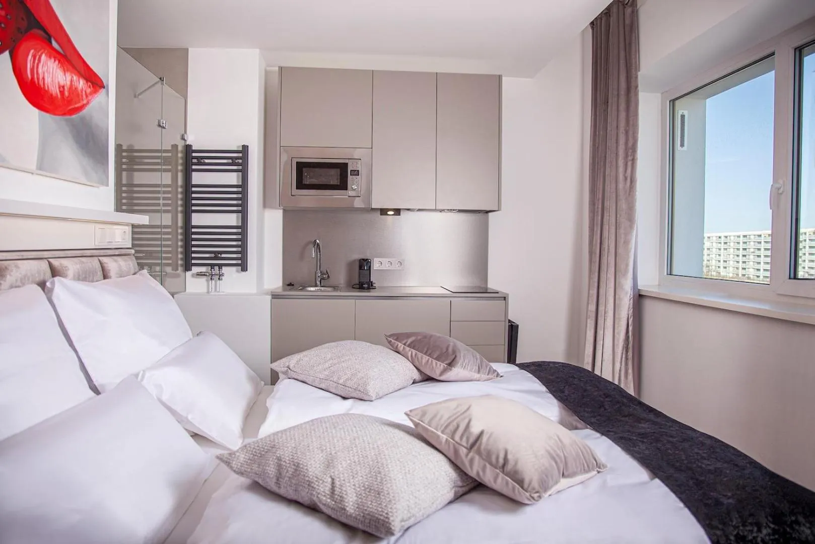 Photo of the whole room, Bed in The Faces Berlin Apartments