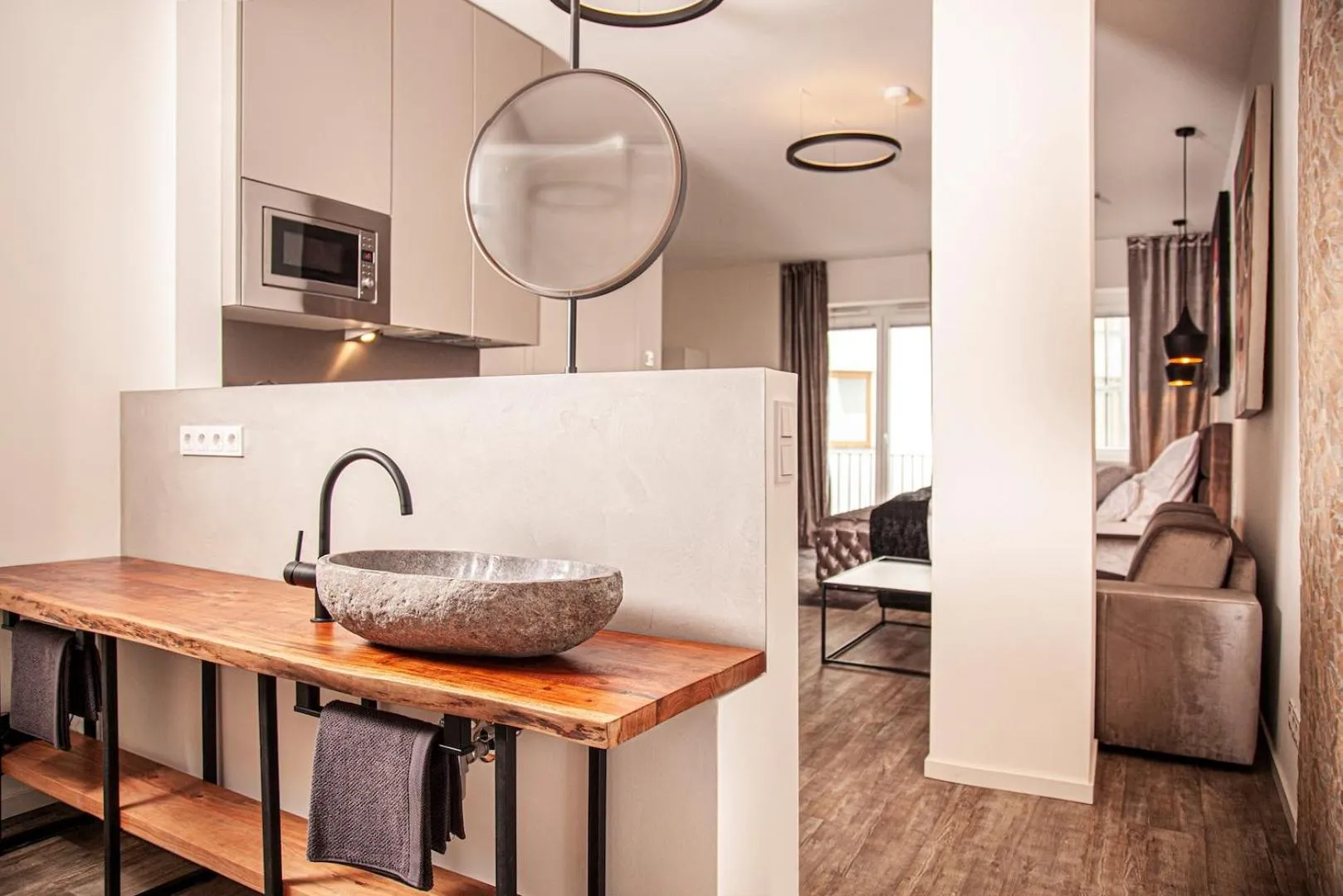 Photo of the whole room in The Faces Berlin Apartments