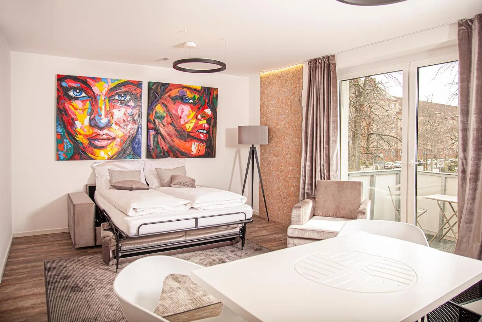 Living room, Bed in The Faces Berlin Apartments