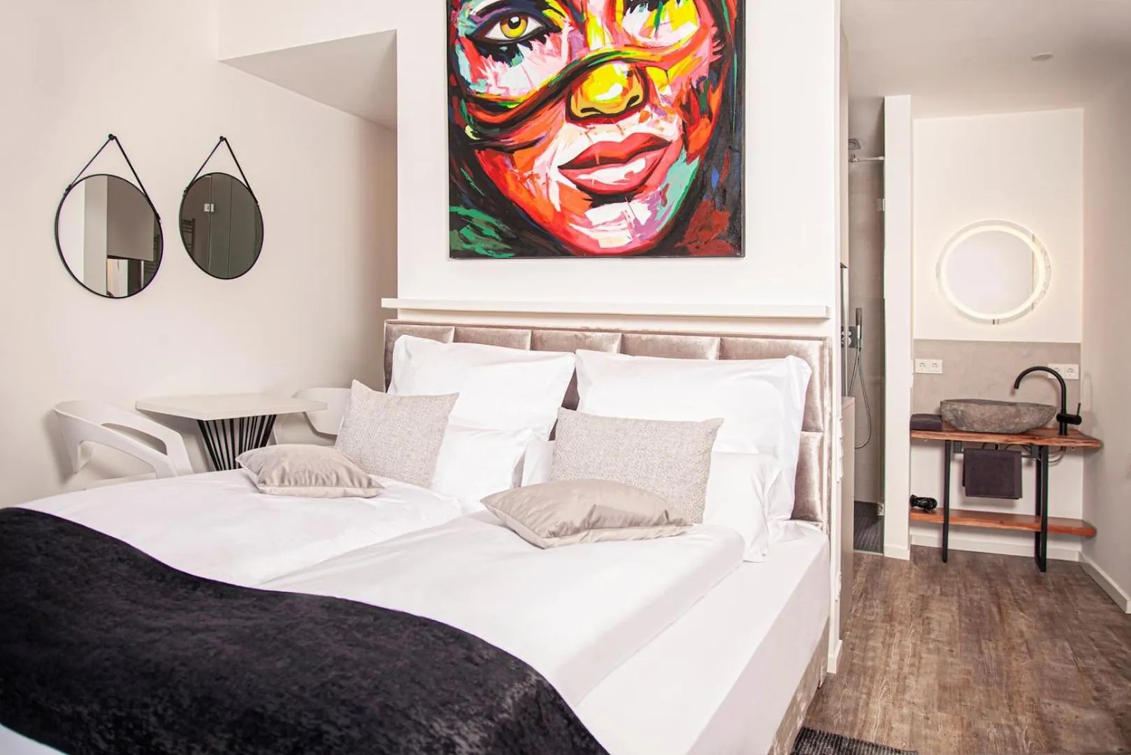 Photo of the whole room, Bed in The Faces Berlin Apartments