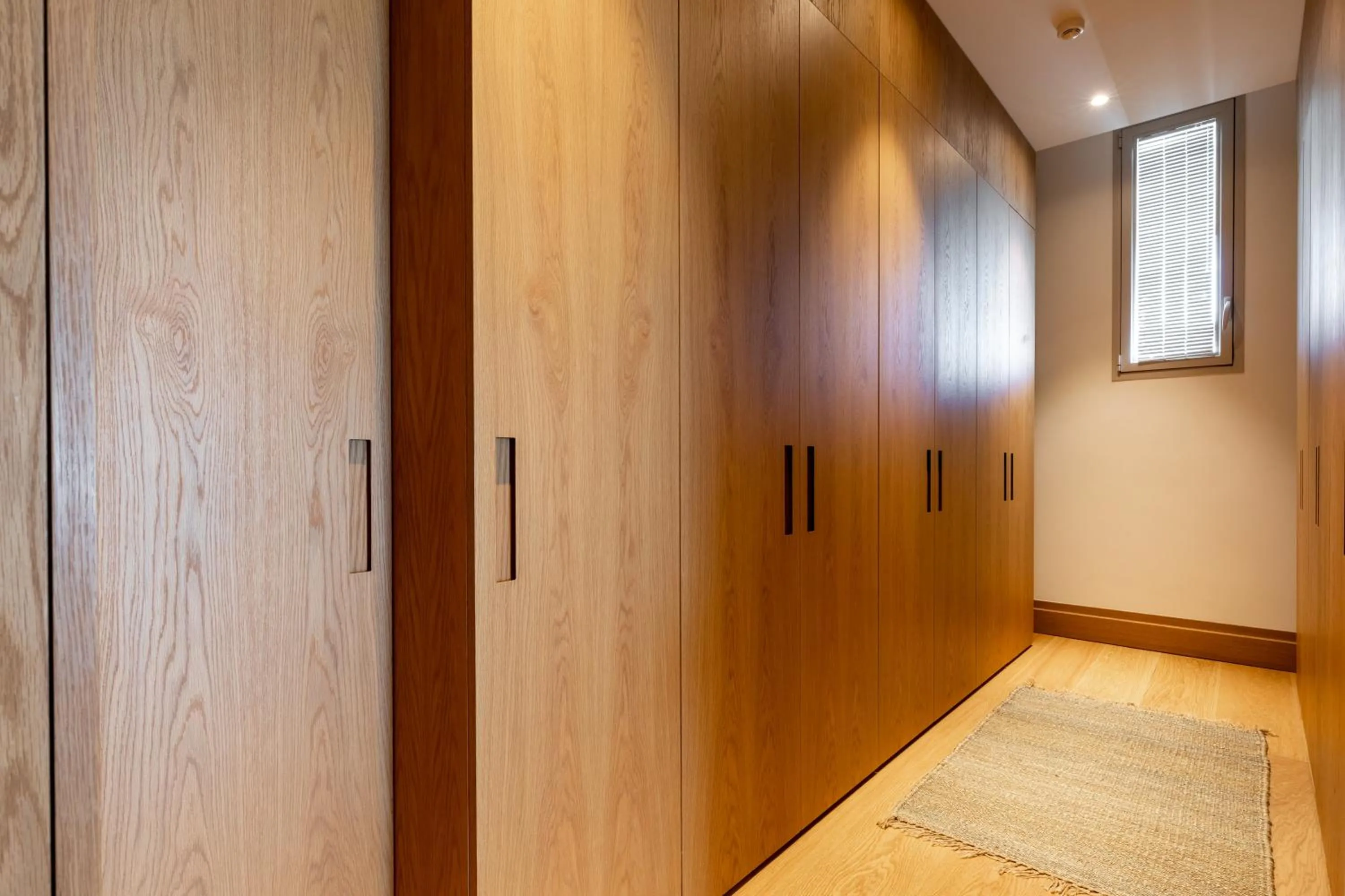 wardrobe in Hiddenbay Teos Hotel