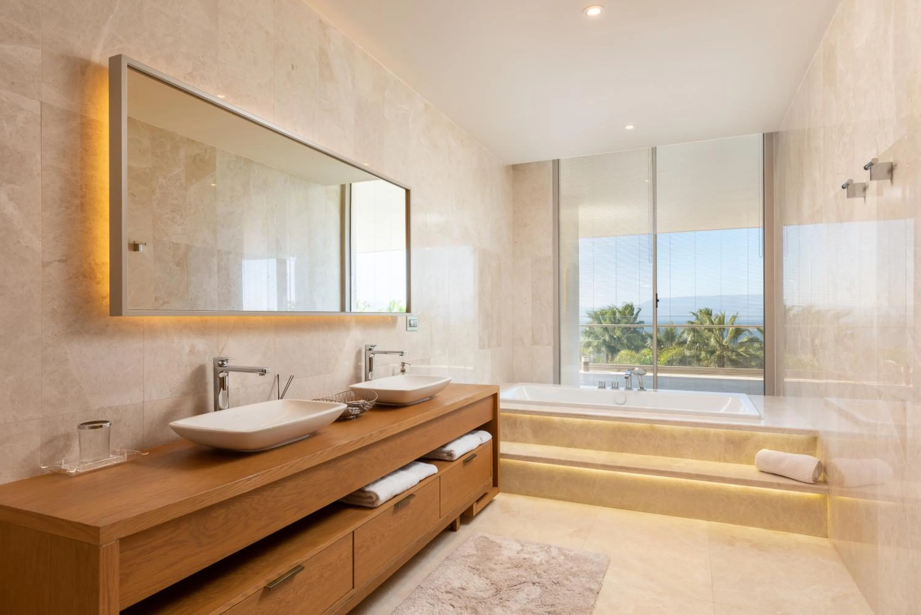 Bathroom in Hiddenbay Teos Hotel