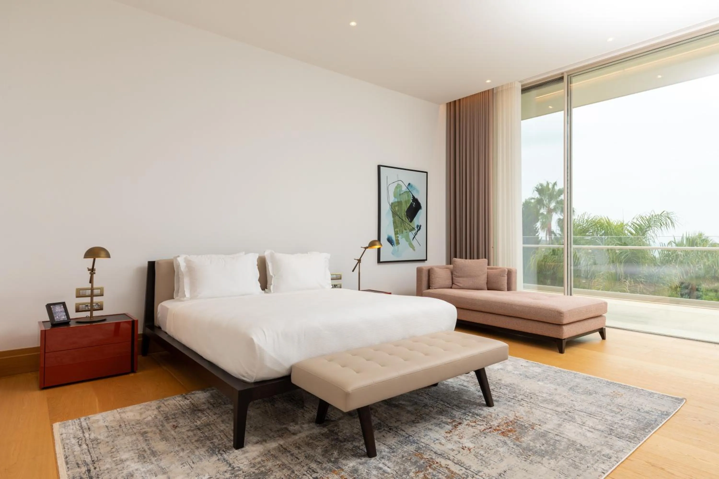 Bed in Hiddenbay Teos Hotel