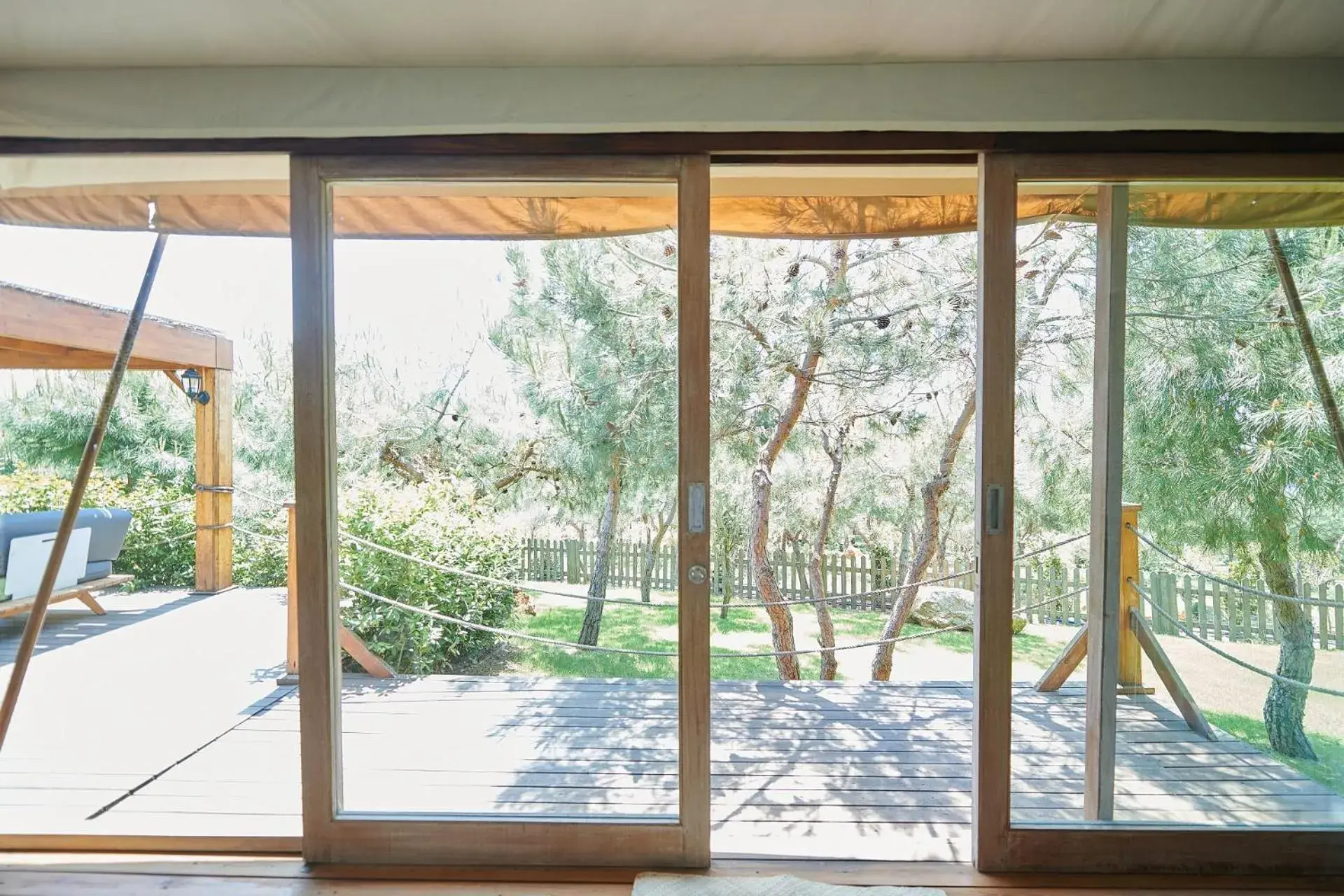 Tent in Hiddenbay Teos Hotel Tent in Hiddenbay Teos Hotel