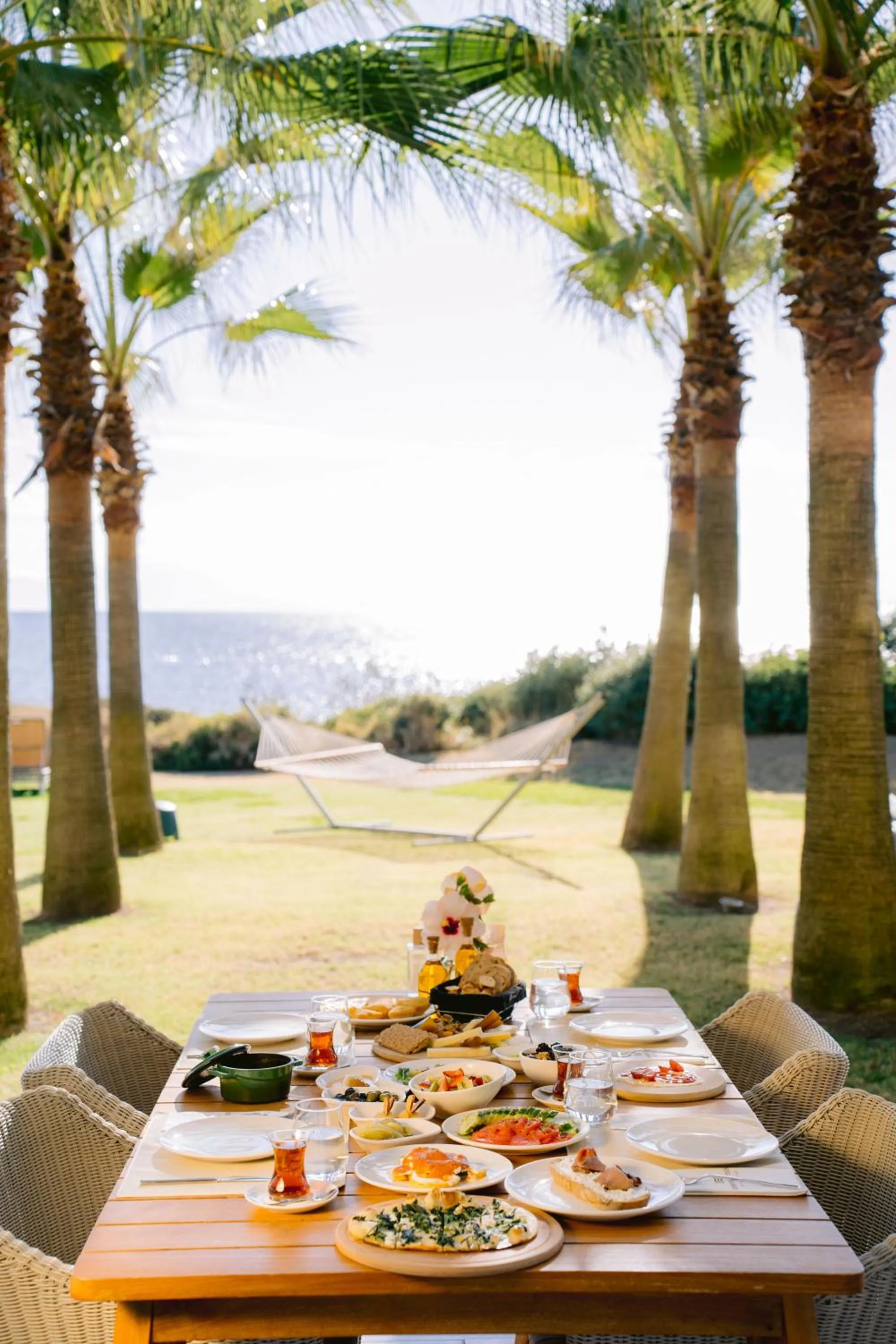 Day in Hiddenbay Teos Hotel