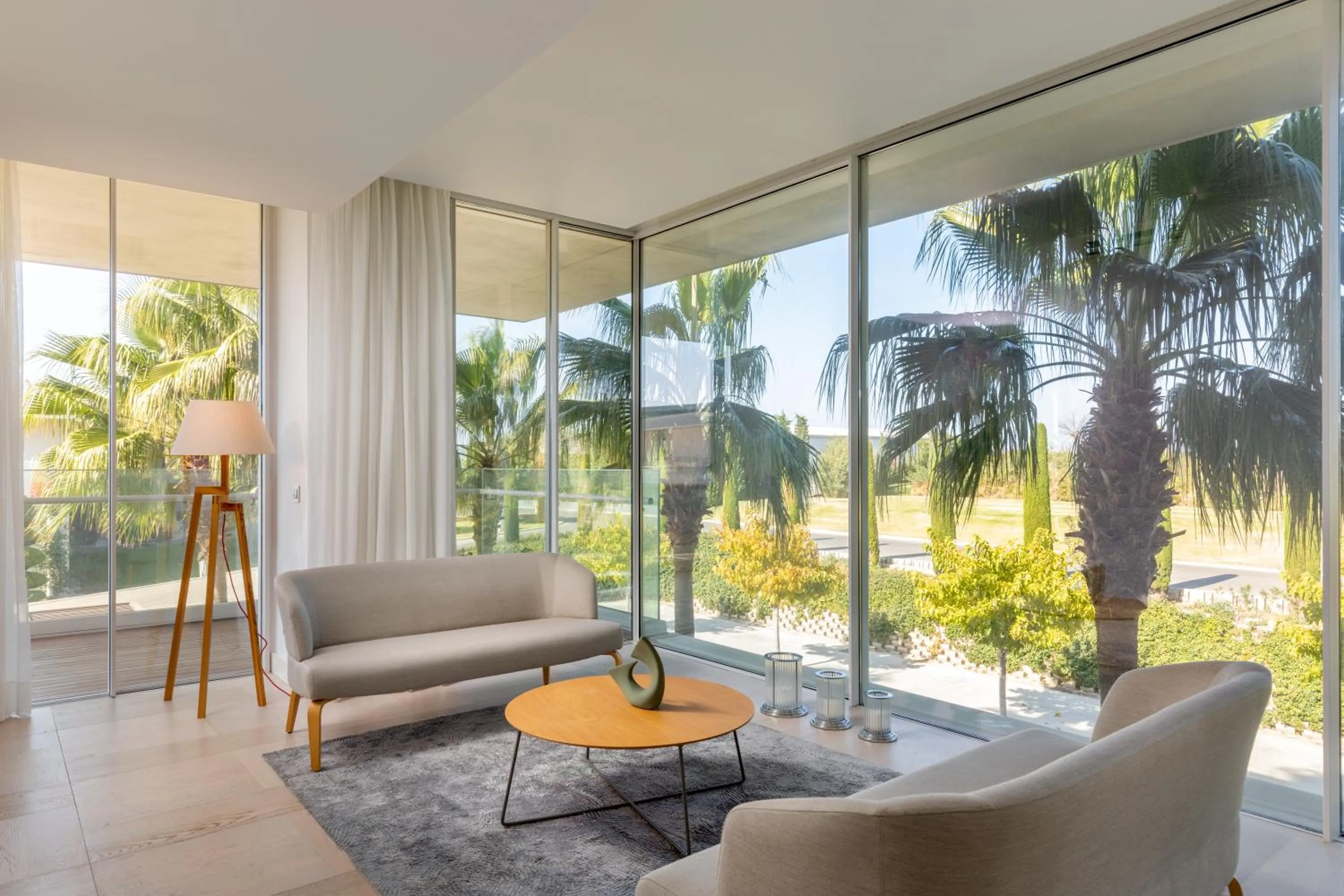 Seating area in Hiddenbay Teos Hotel