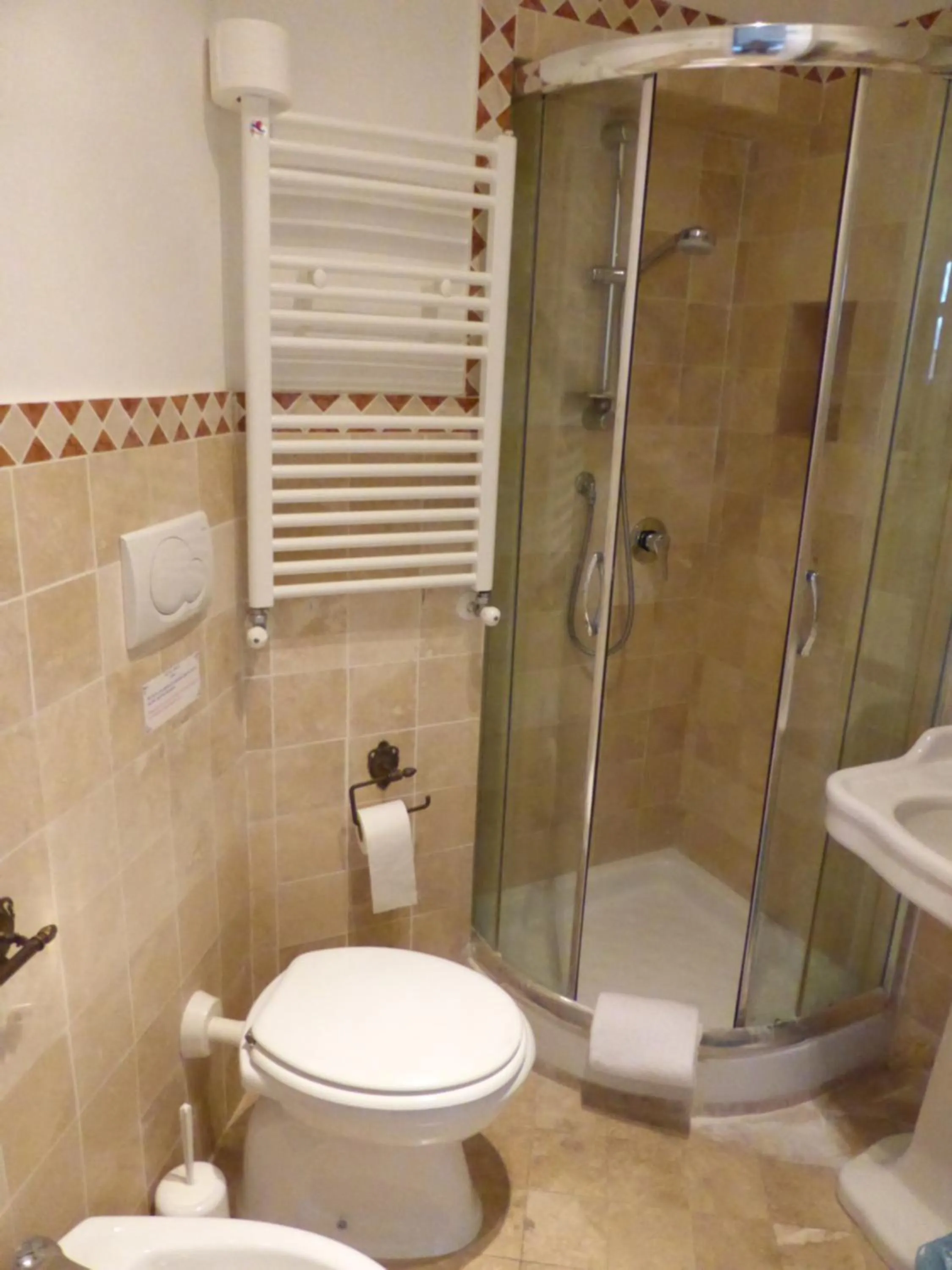 Bathroom in Hotel Prati