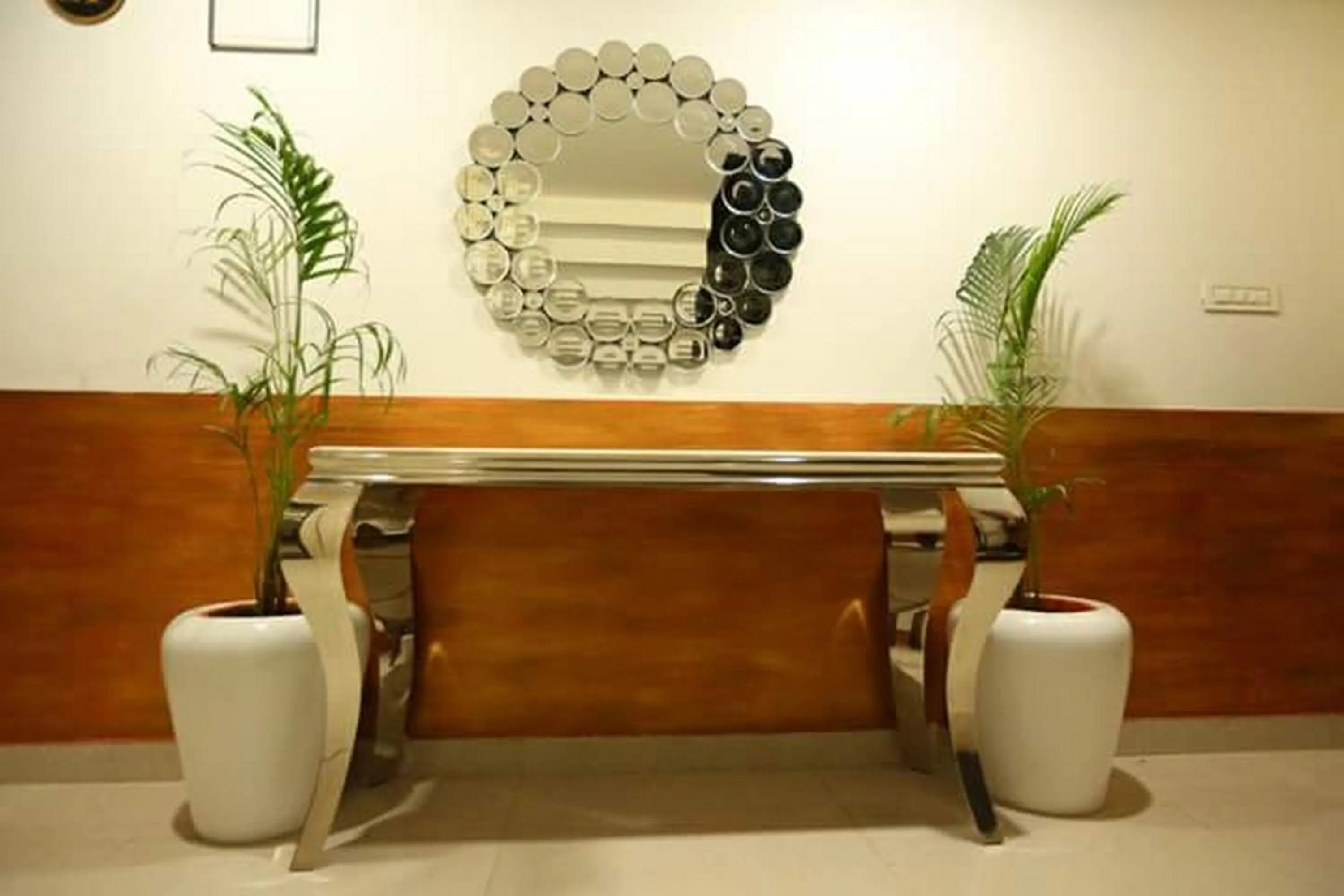 Lobby or reception in Hotel Eleven Heights ,Bhopal