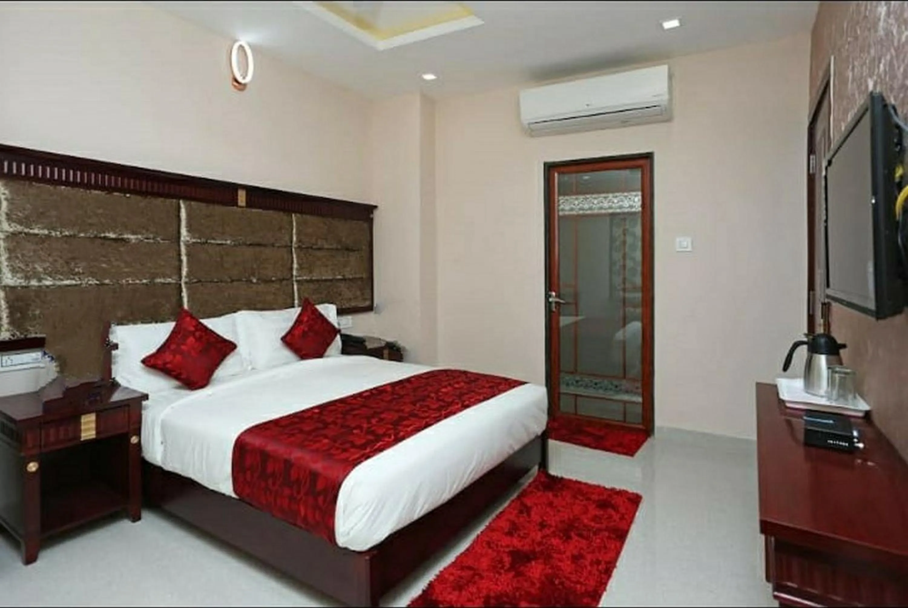 Bed in Hotel Eleven Heights ,Bhopal