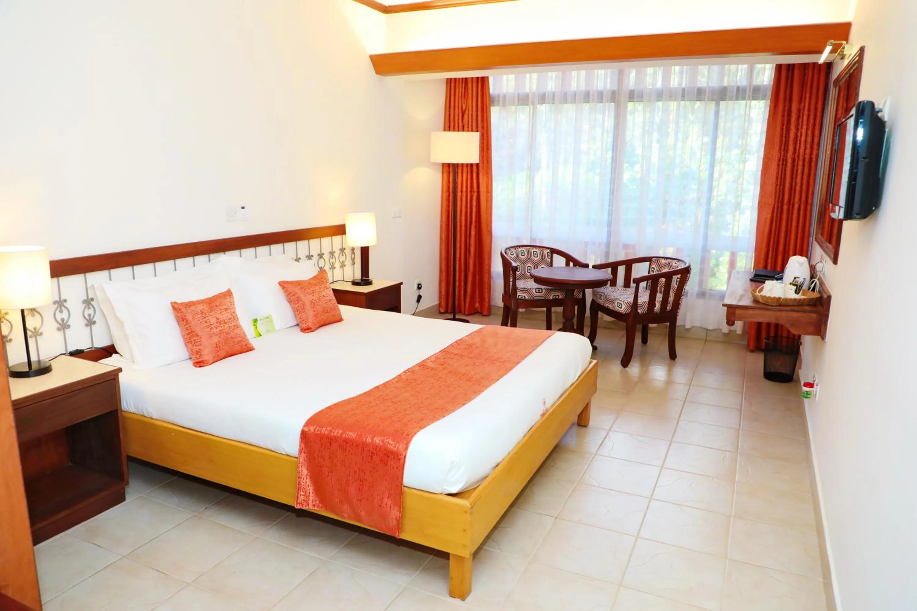 Bedroom, Bed in Hotel Boulevard Nairobi, City Centre CBD