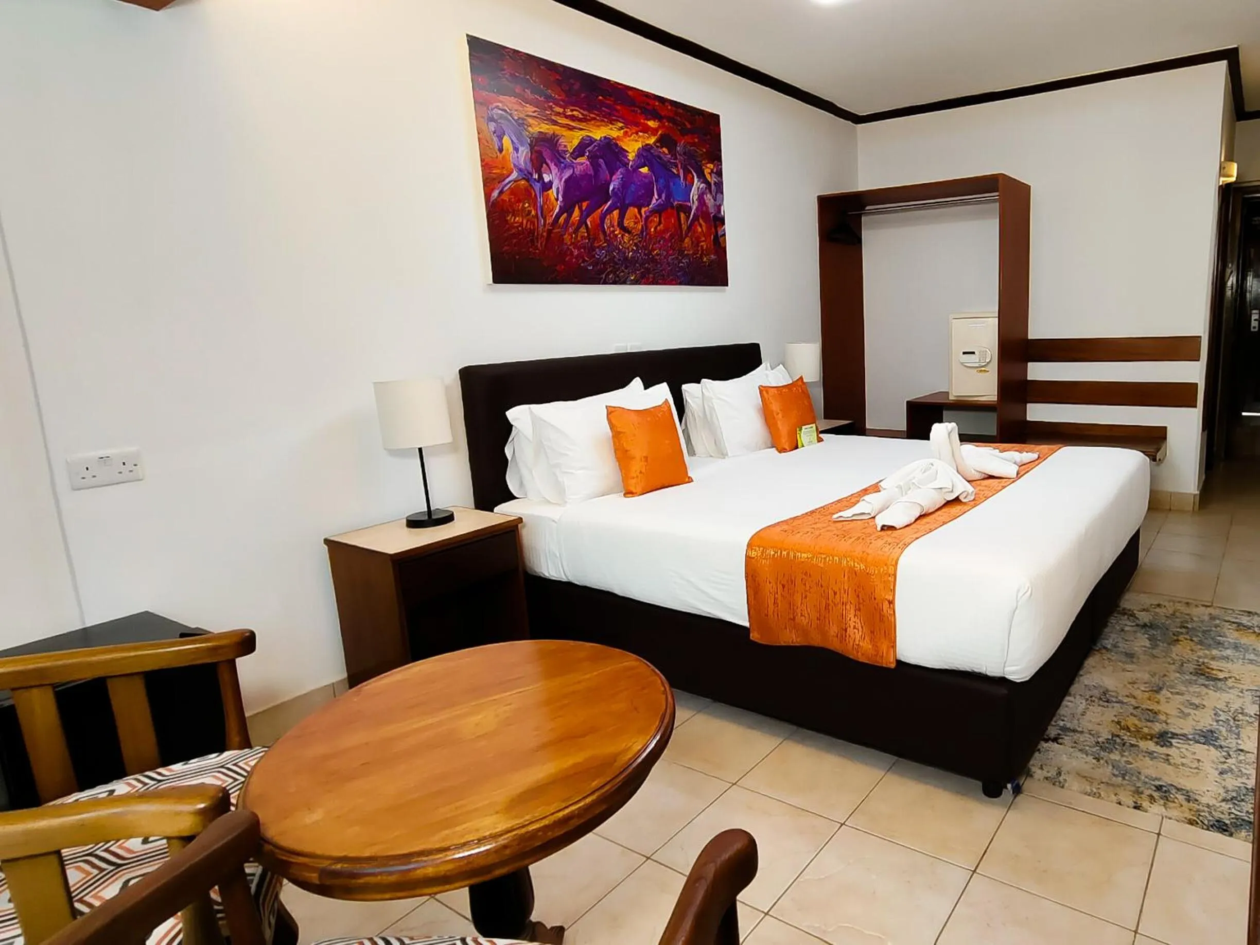 Bed in Hotel Boulevard Nairobi, City Centre CBD