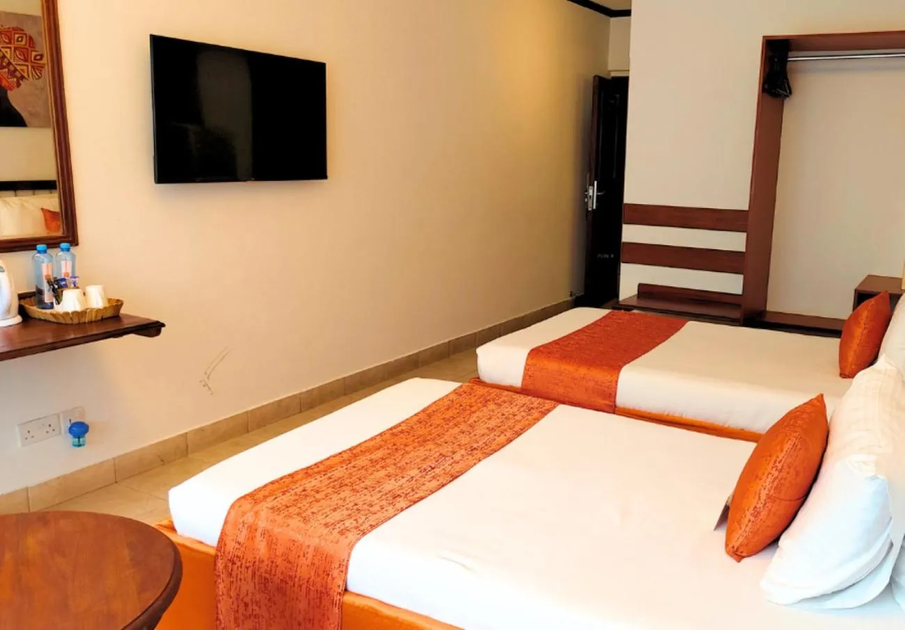 TV and multimedia, Bed in Hotel Boulevard Nairobi, City Centre CBD
