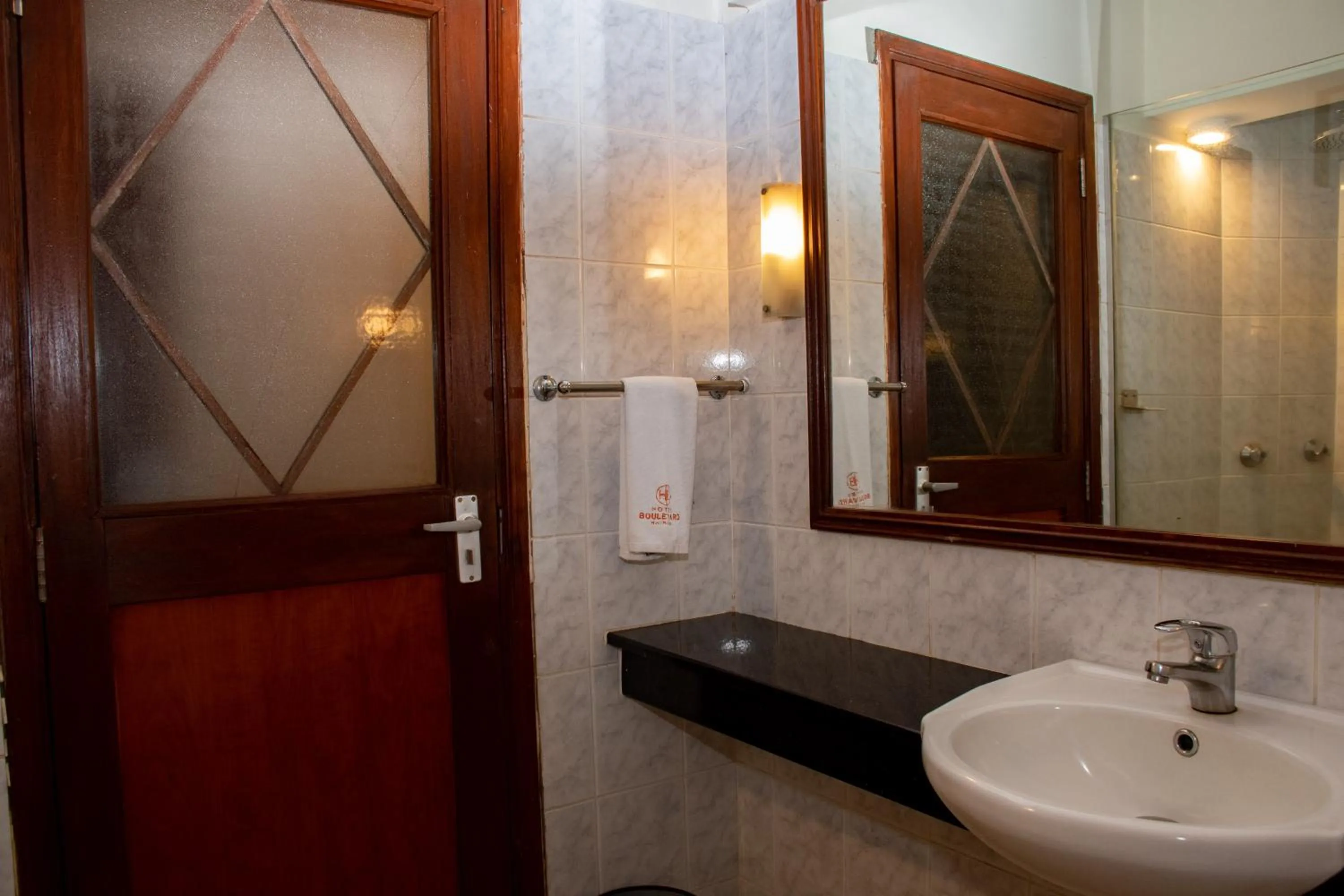 Bathroom in Hotel Boulevard Nairobi, City Centre CBD