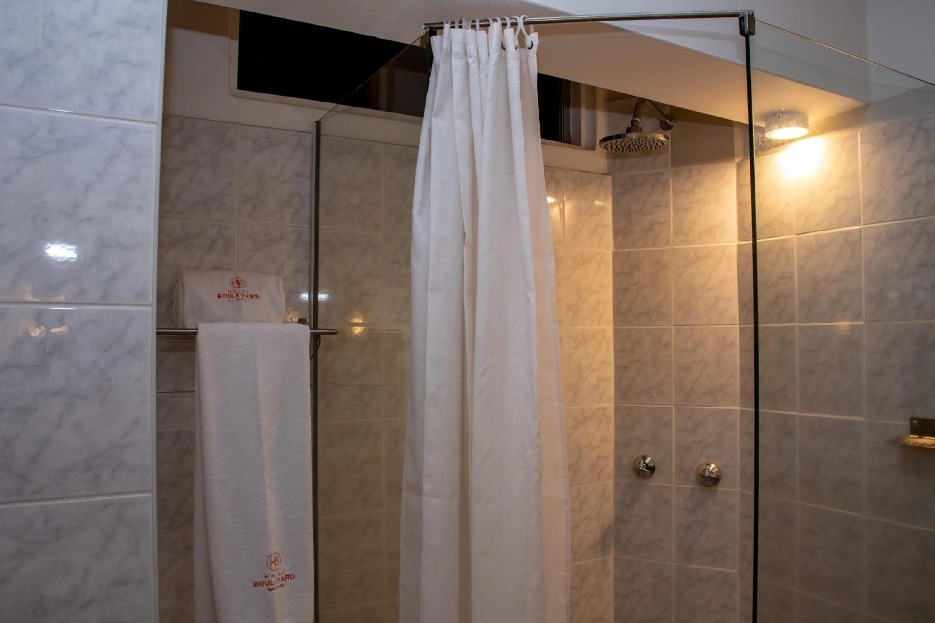 Bathroom in Hotel Boulevard Nairobi, City Centre CBD