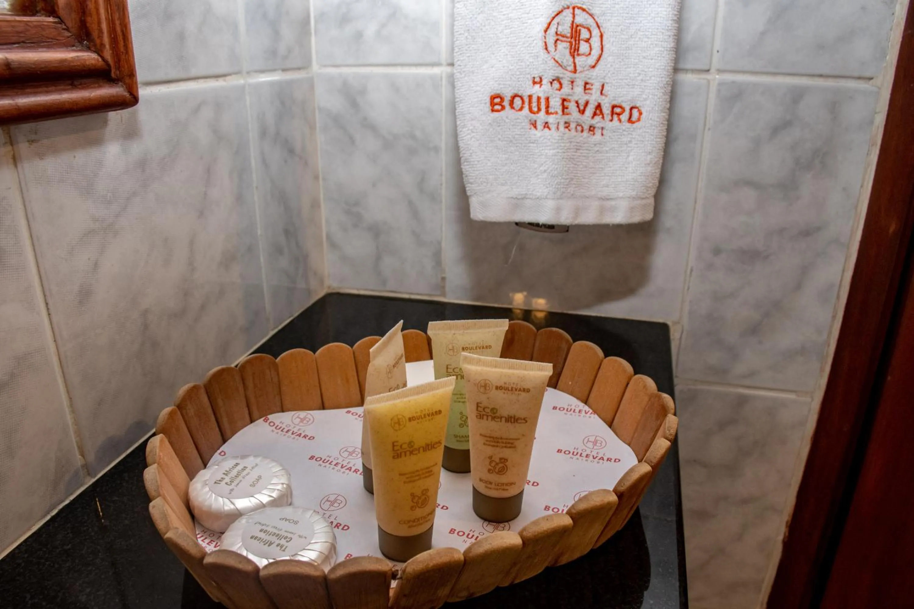 Bathroom in Hotel Boulevard Nairobi, City Centre CBD