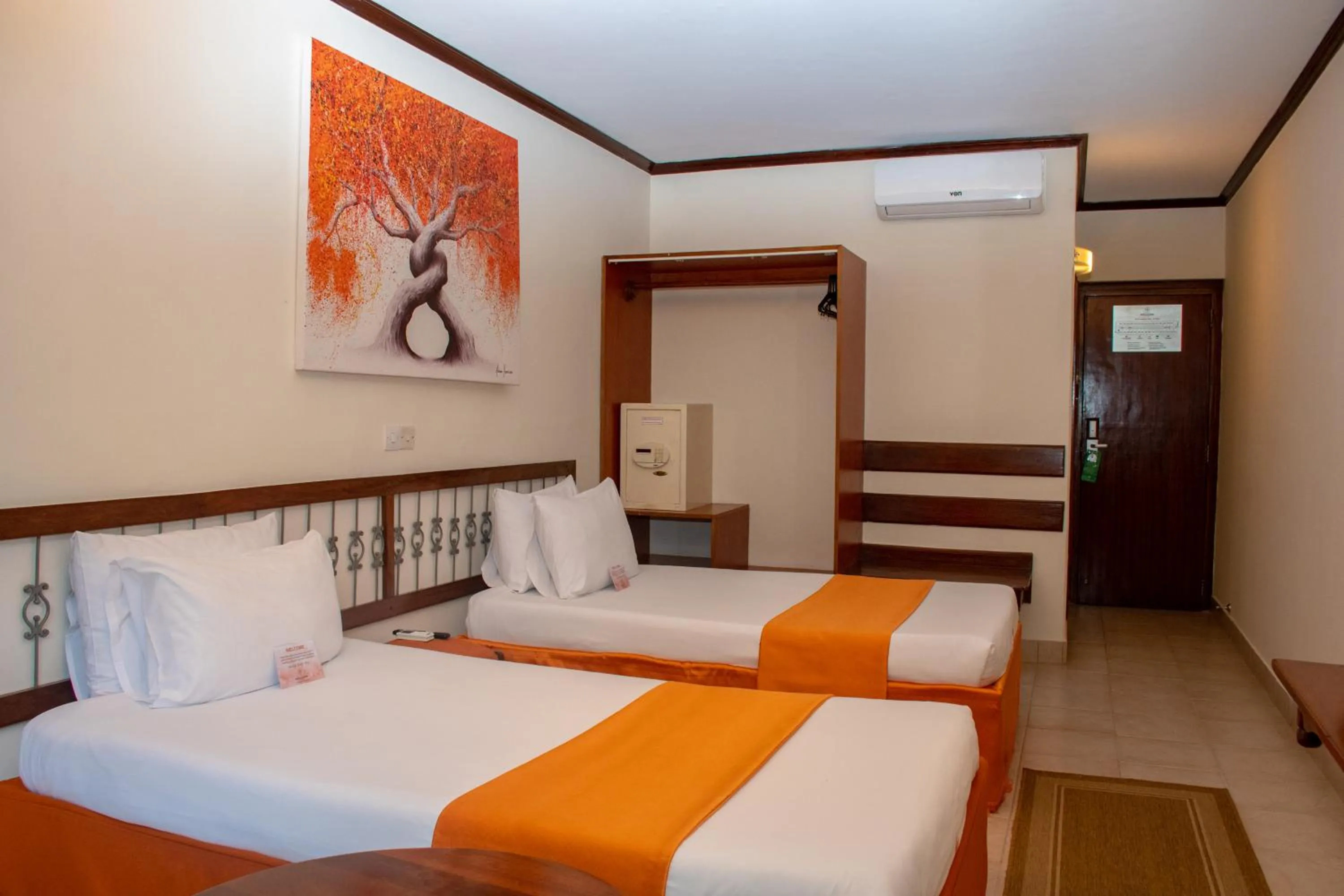 Bed in Hotel Boulevard Nairobi, City Centre CBD