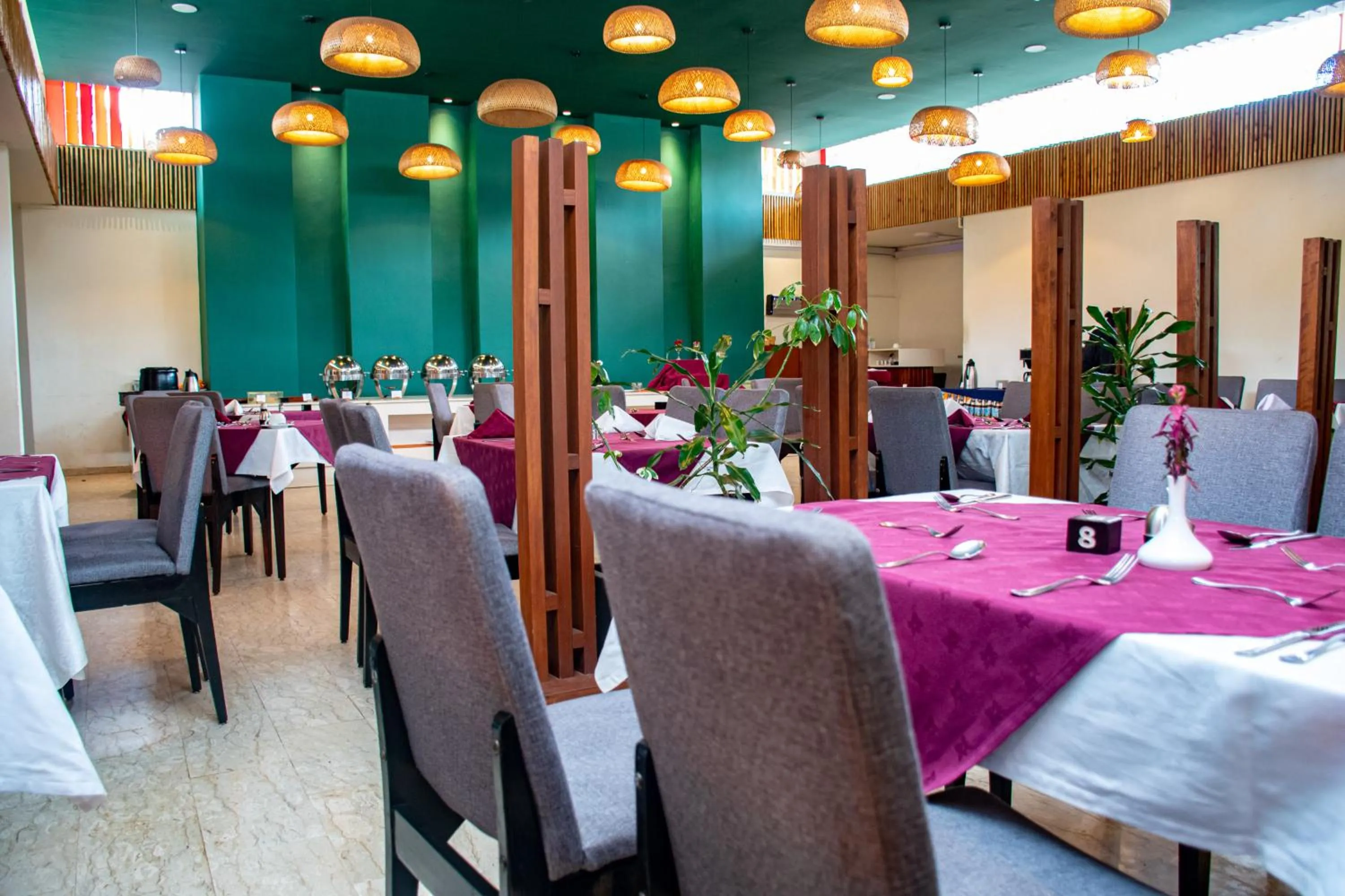 Restaurant/places to eat in Hotel Boulevard Nairobi, City Centre CBD