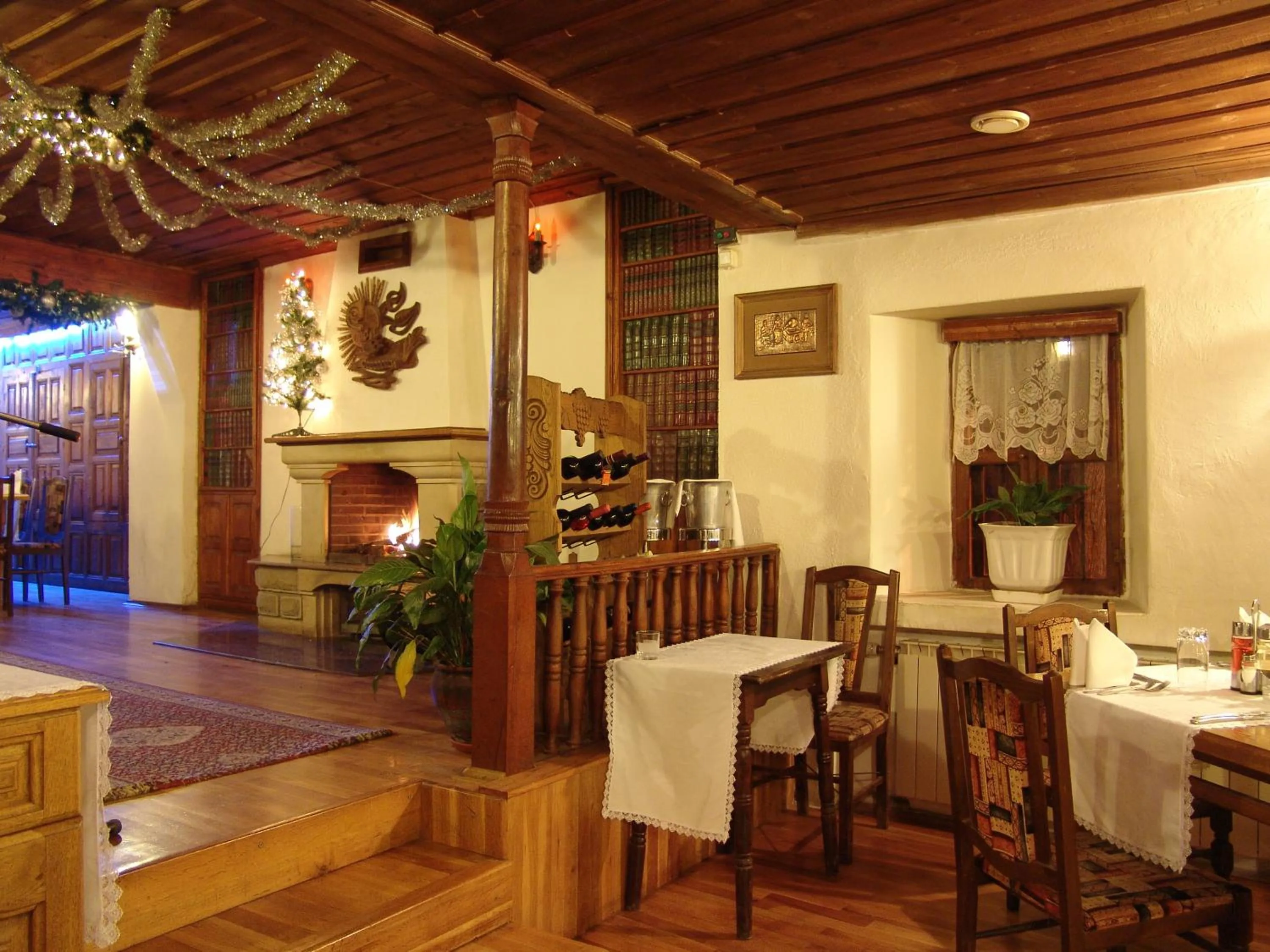 Restaurant/places to eat in National Palace Wine & Spa Hotel