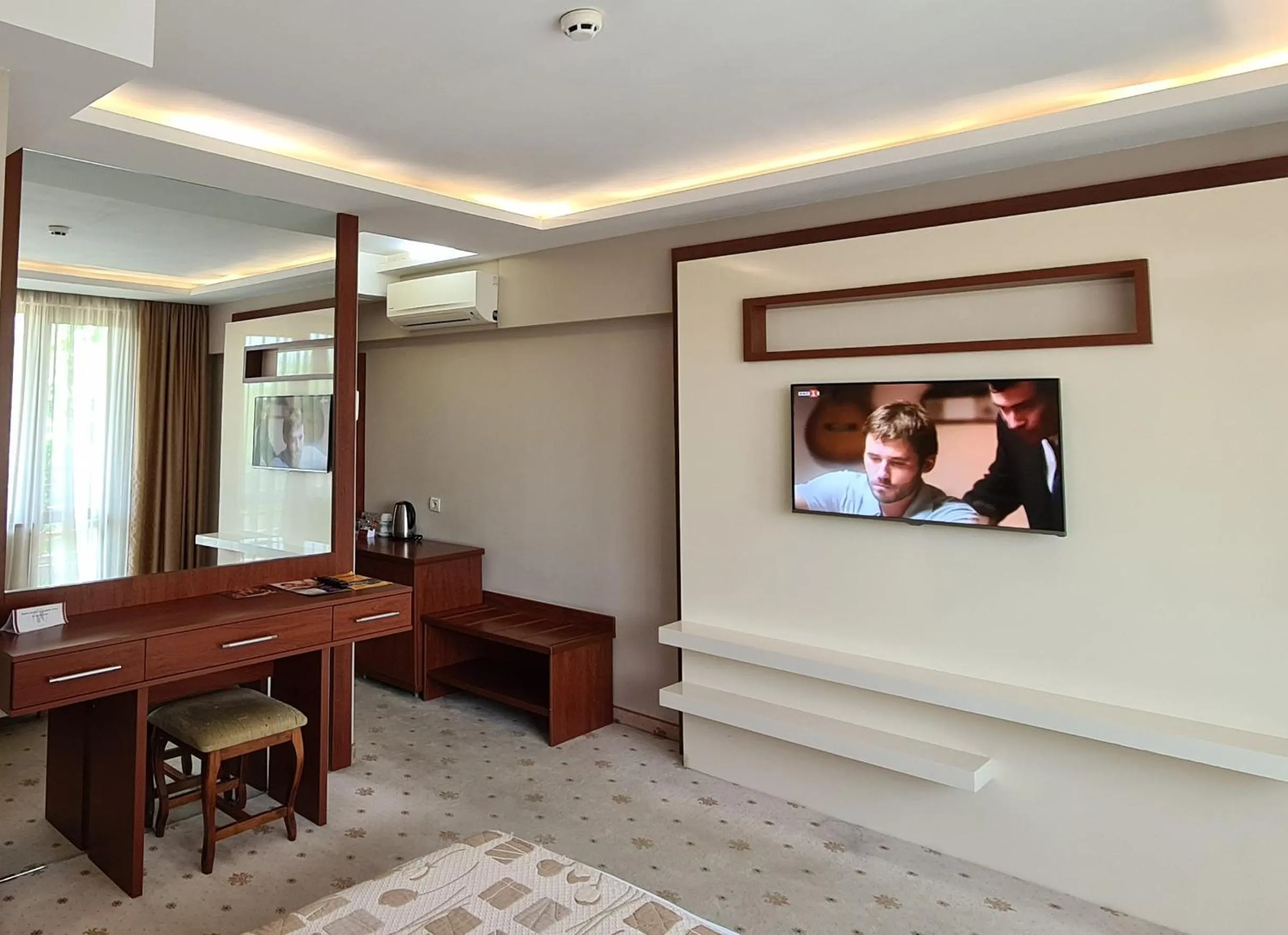 Property building in National Palace Wine & Spa Hotel