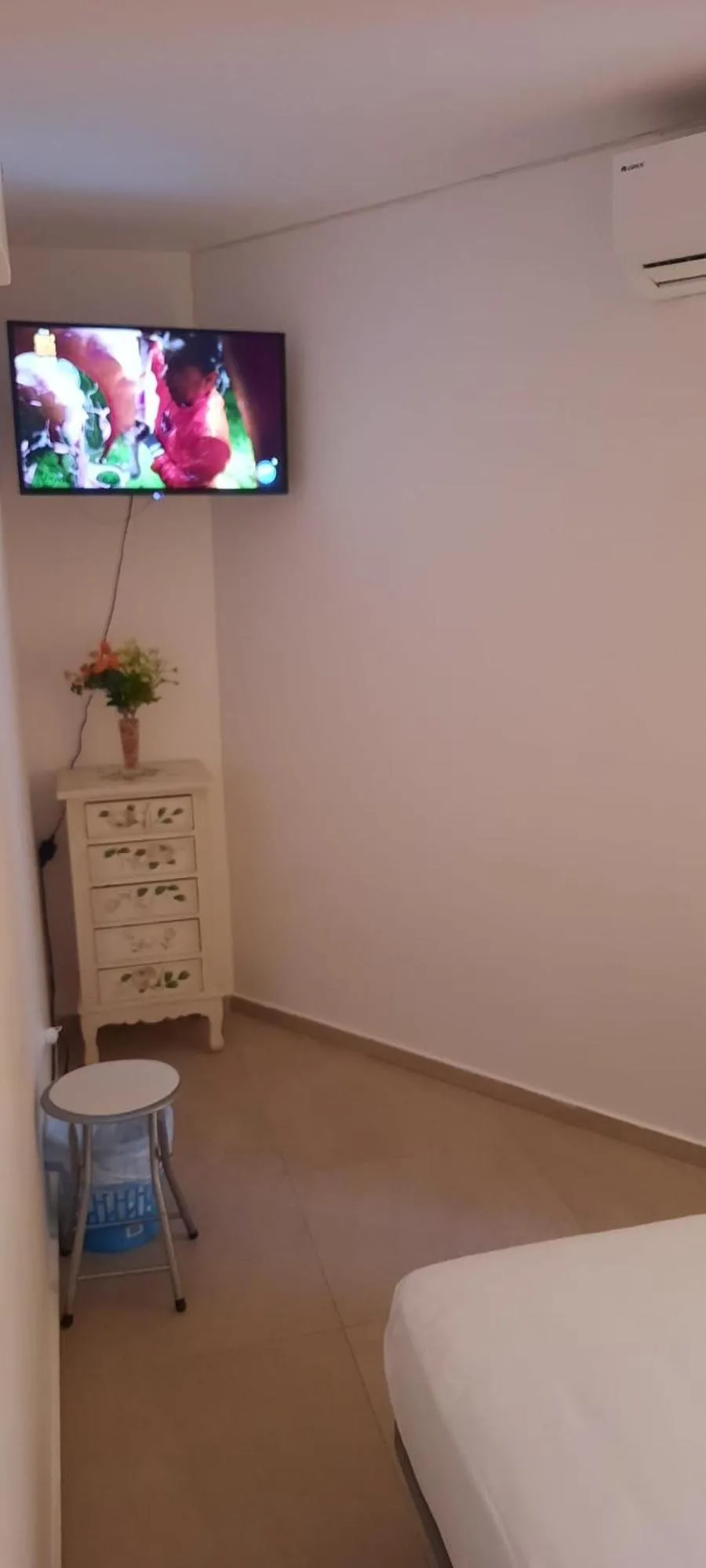 TV and multimedia, Bed in Hostel Welcome Benidorm