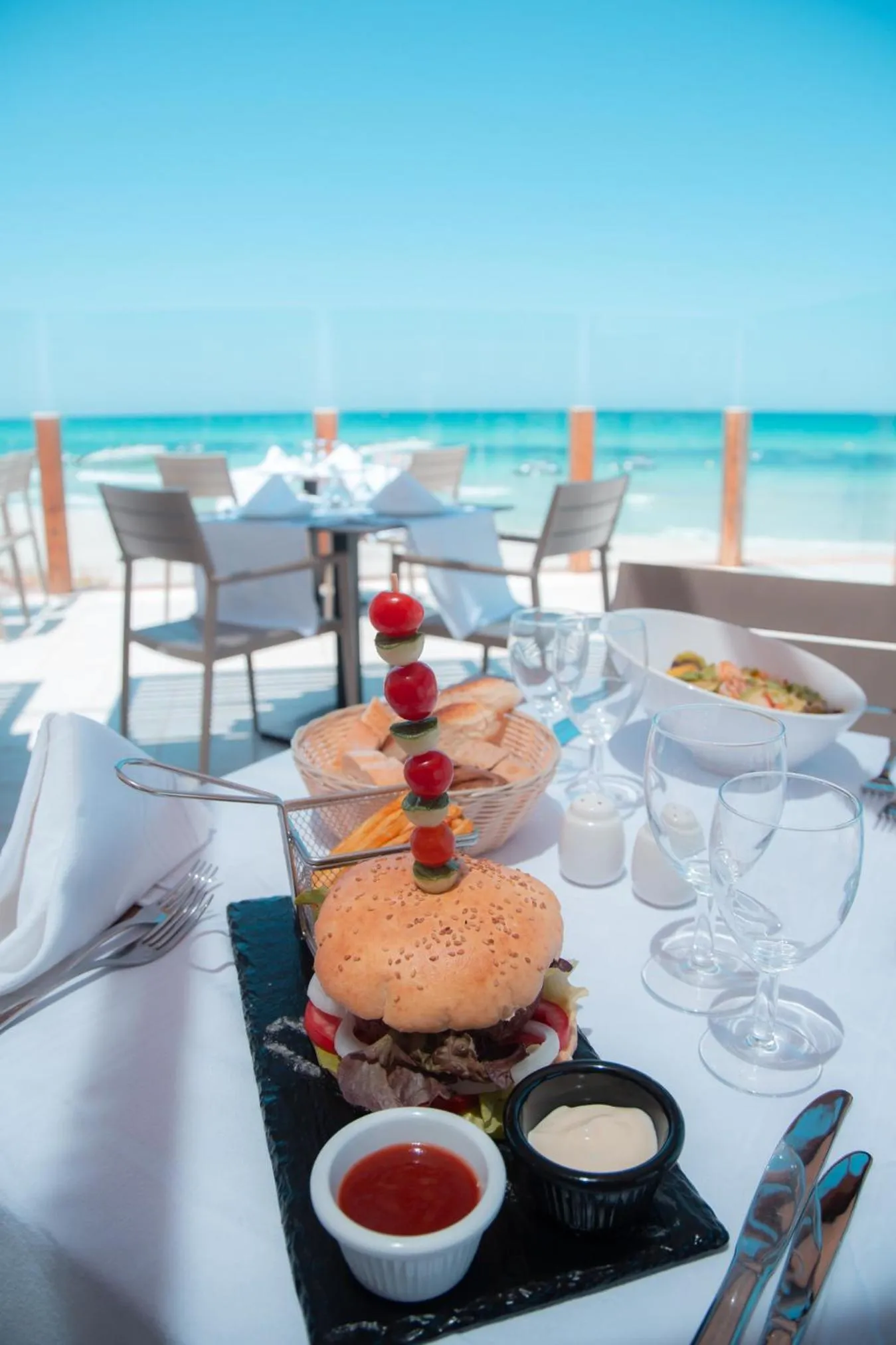 Restaurant/places to eat in Vincci Dar Midoun