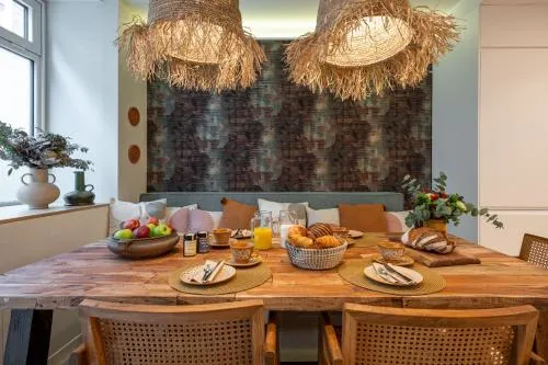Dining area in New Art Gallery Loft in the Heart of Paris 15