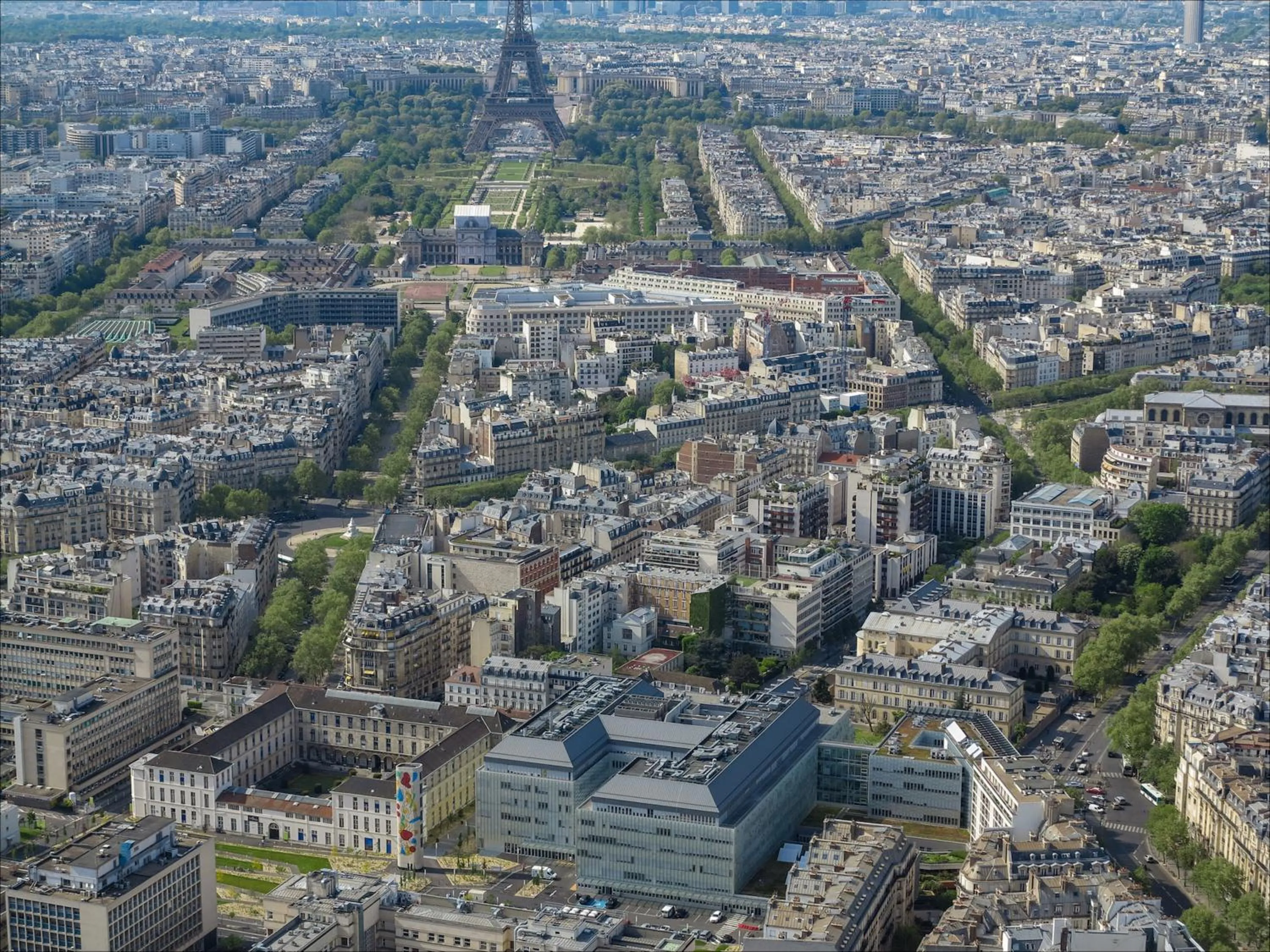 Bird's eye view in New Art Gallery Loft in the Heart of Paris 15