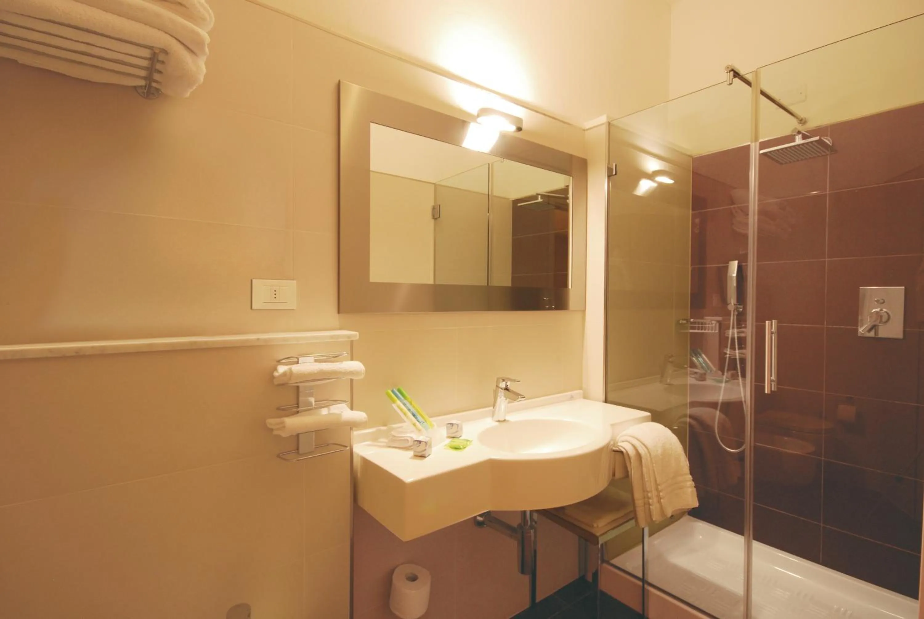 Bathroom in UNAHOTELS Imperial Sport Hotel