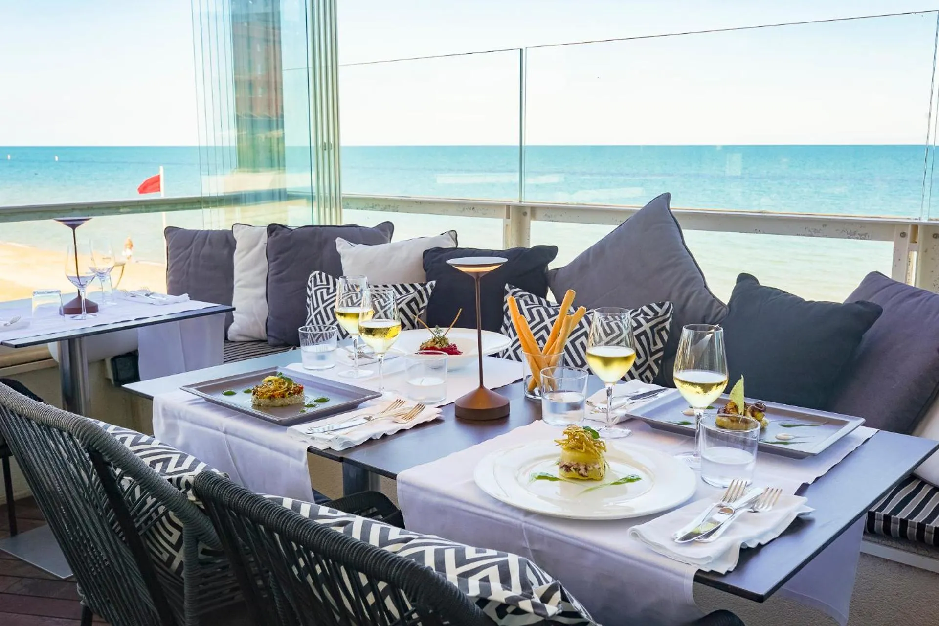 Restaurant/places to eat in UNAHOTELS Imperial Sport Hotel