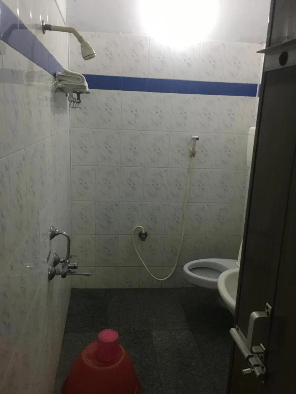 VALLI HOTEL